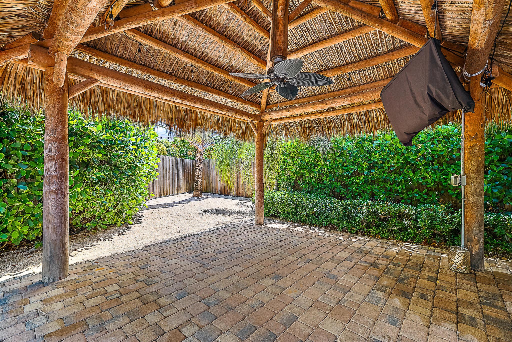 Image to showcase the property located at 441 Neptune Road