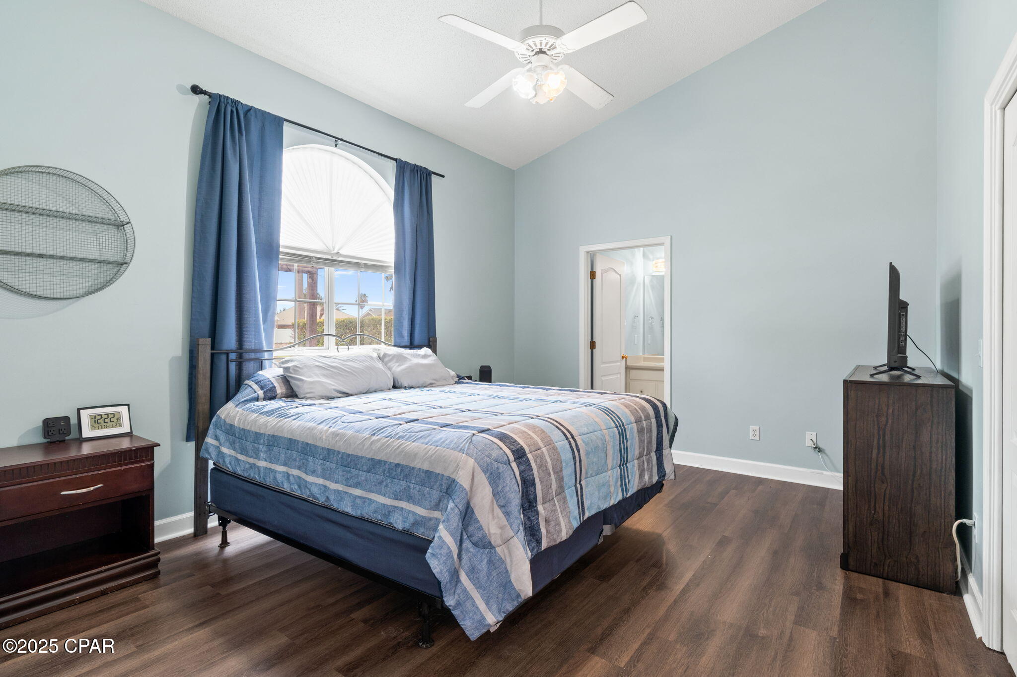 Image 14 For 121 Sea Oats Drive