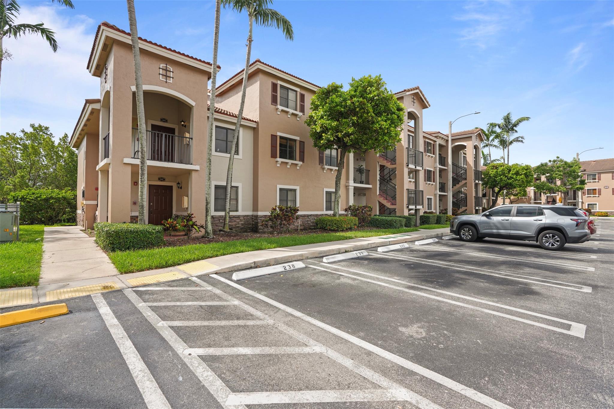 22921 88th Pl Unit 201, Cutler Bay, Florida 33190