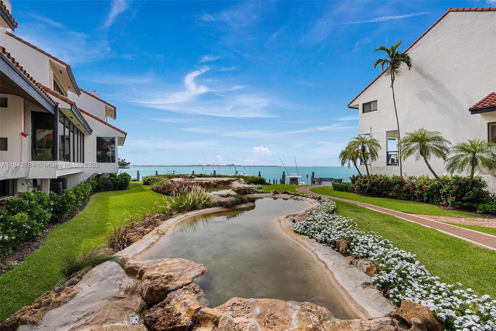 2000 S Bayshore Dr 69 FL