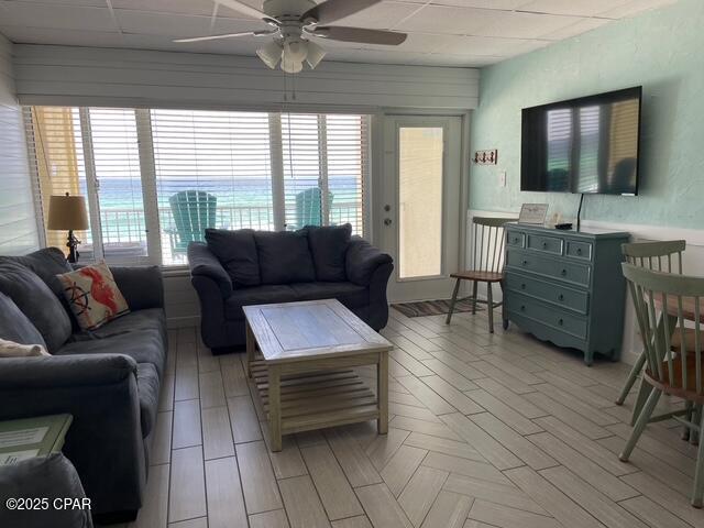 Image 3 For 15413 Front Beach  403