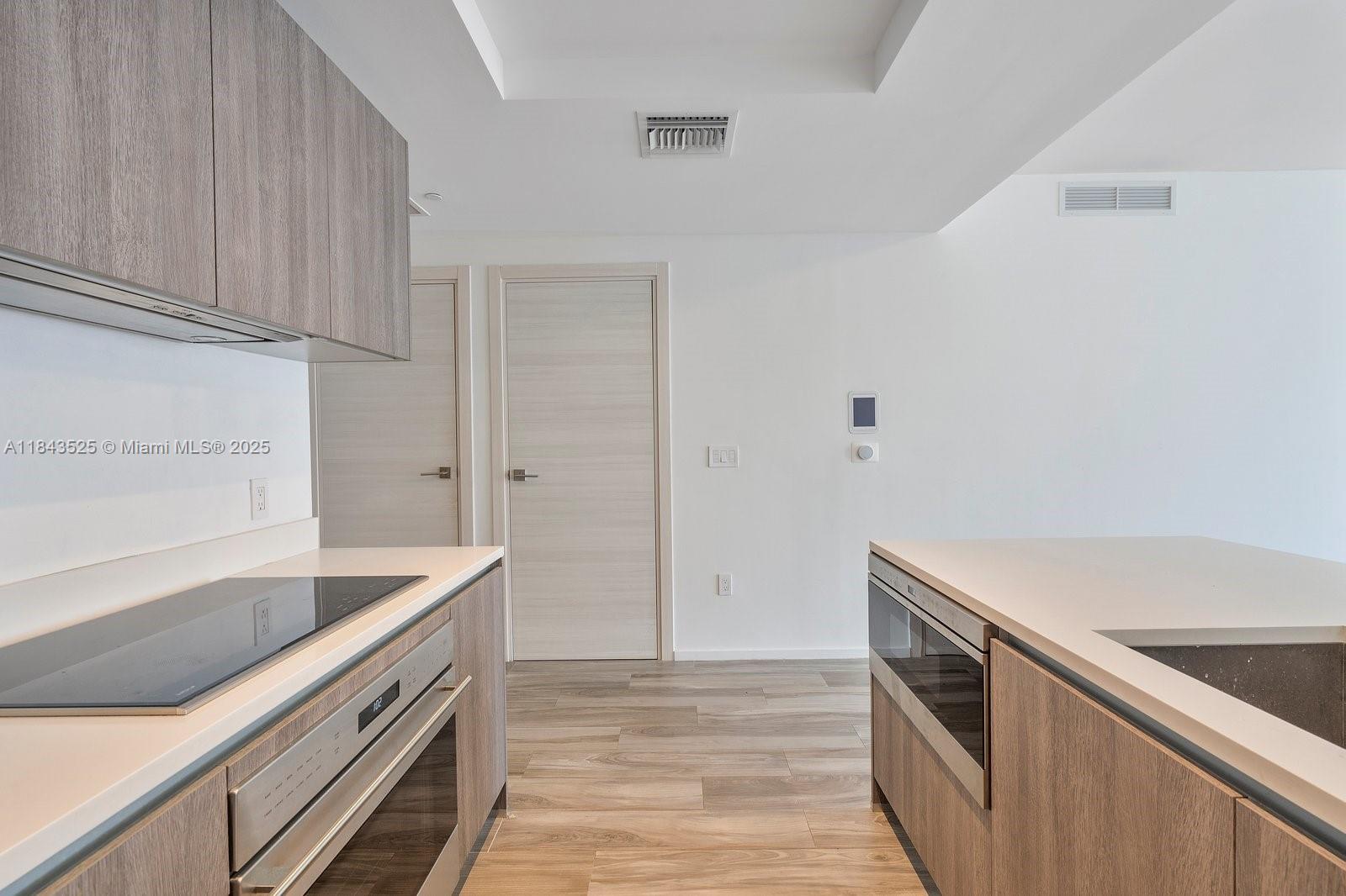 801 S Miami Ave #2402, Miami FL 33130