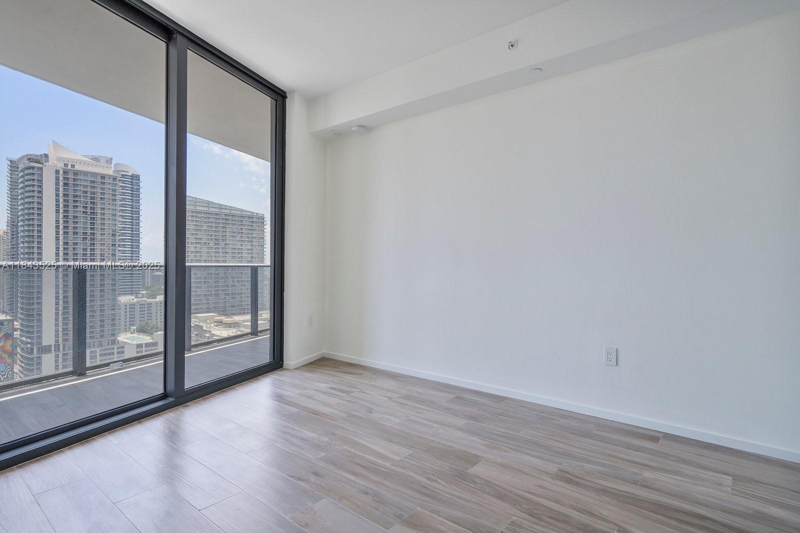 801 S Miami Ave #2402, Miami FL 33130