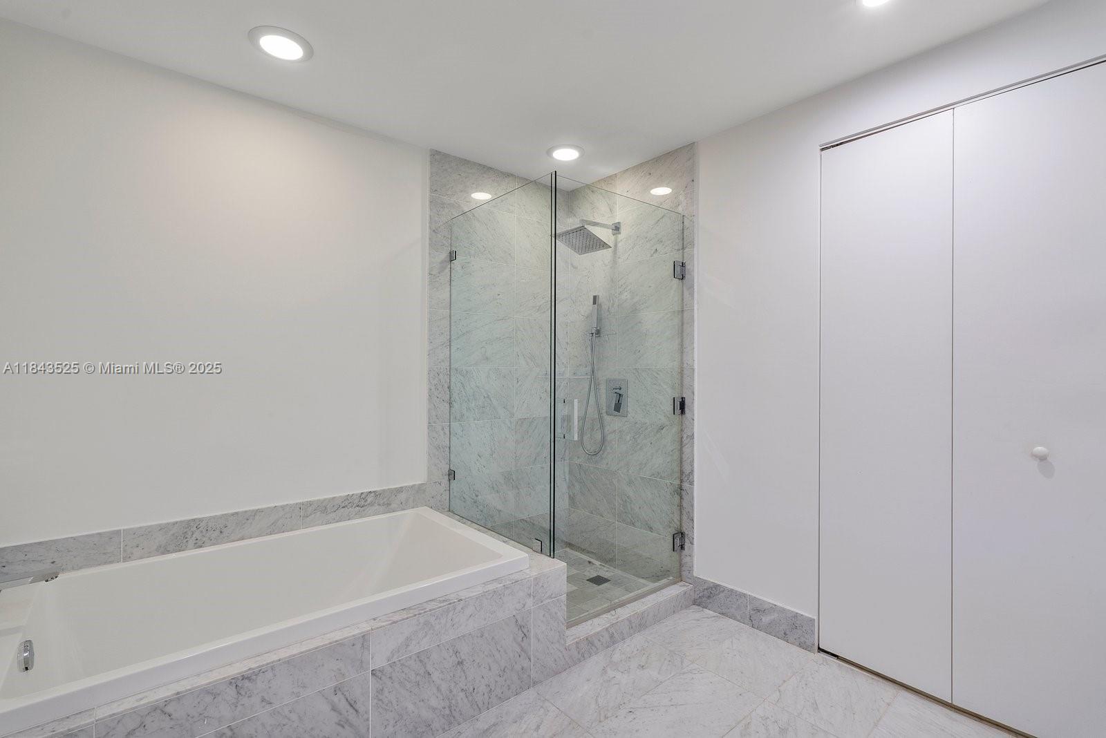 801 S Miami Ave #2402, Miami FL 33130