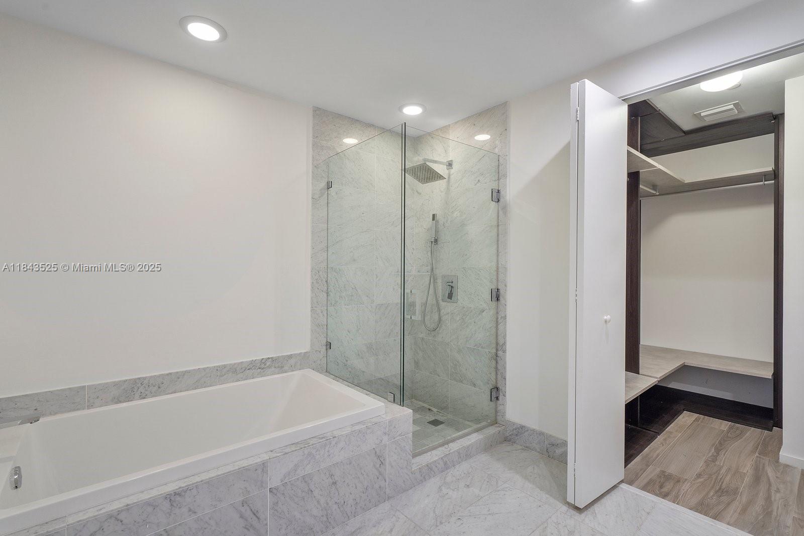 801 S Miami Ave #2402, Miami FL 33130
