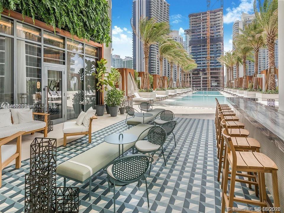 801 S Miami Ave #2402, Miami FL 33130