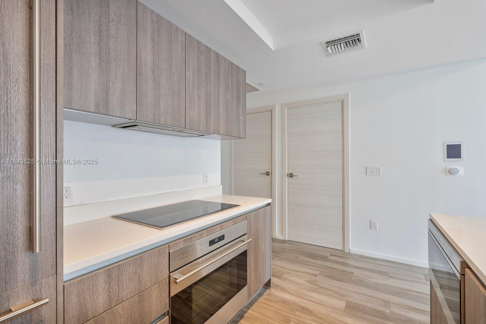 801 S Miami Ave #2402, Miami FL 33130