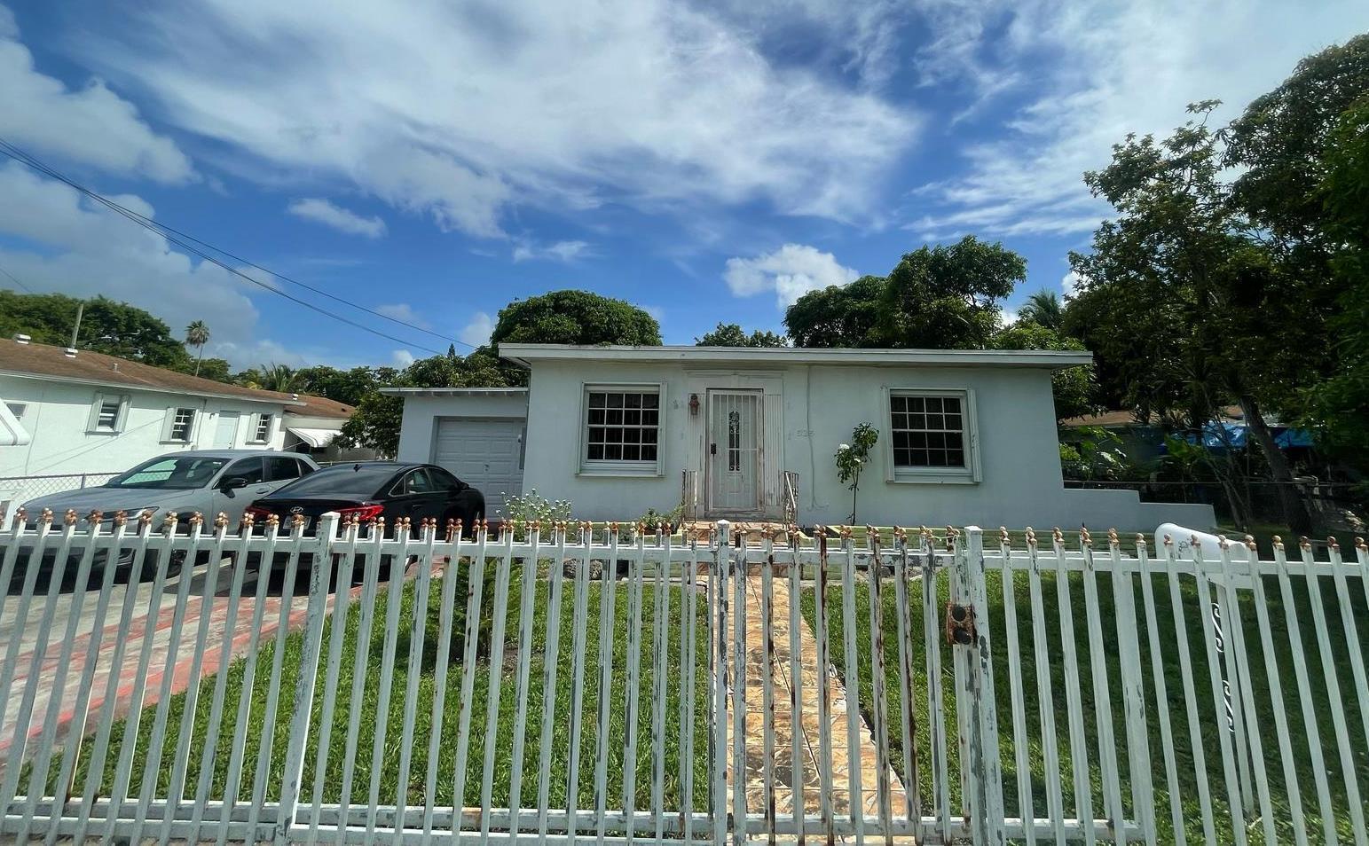 525 126th Street, North Miami, Florida 33161