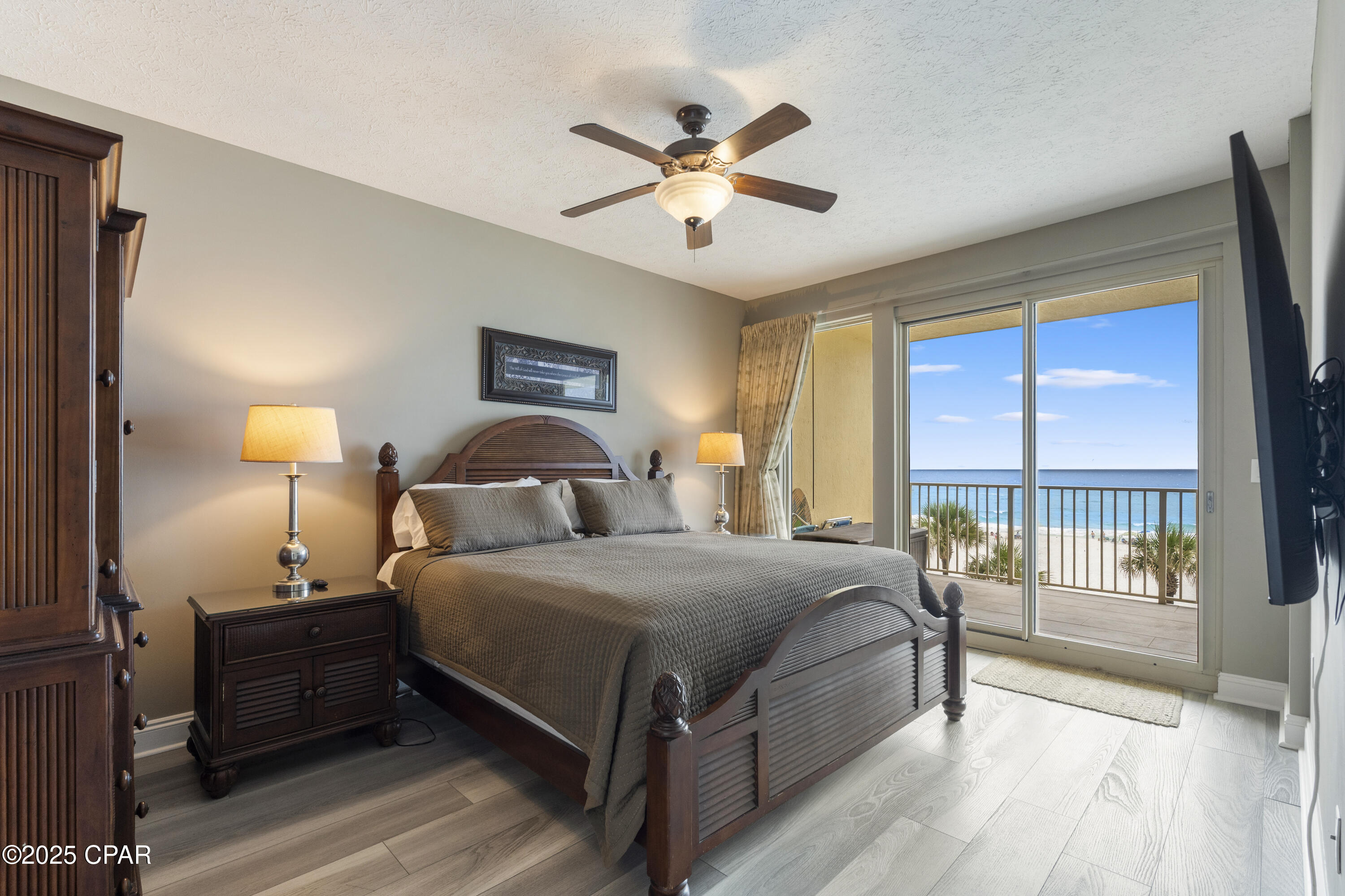 Image 21 For 8715 Surf Drive 302
