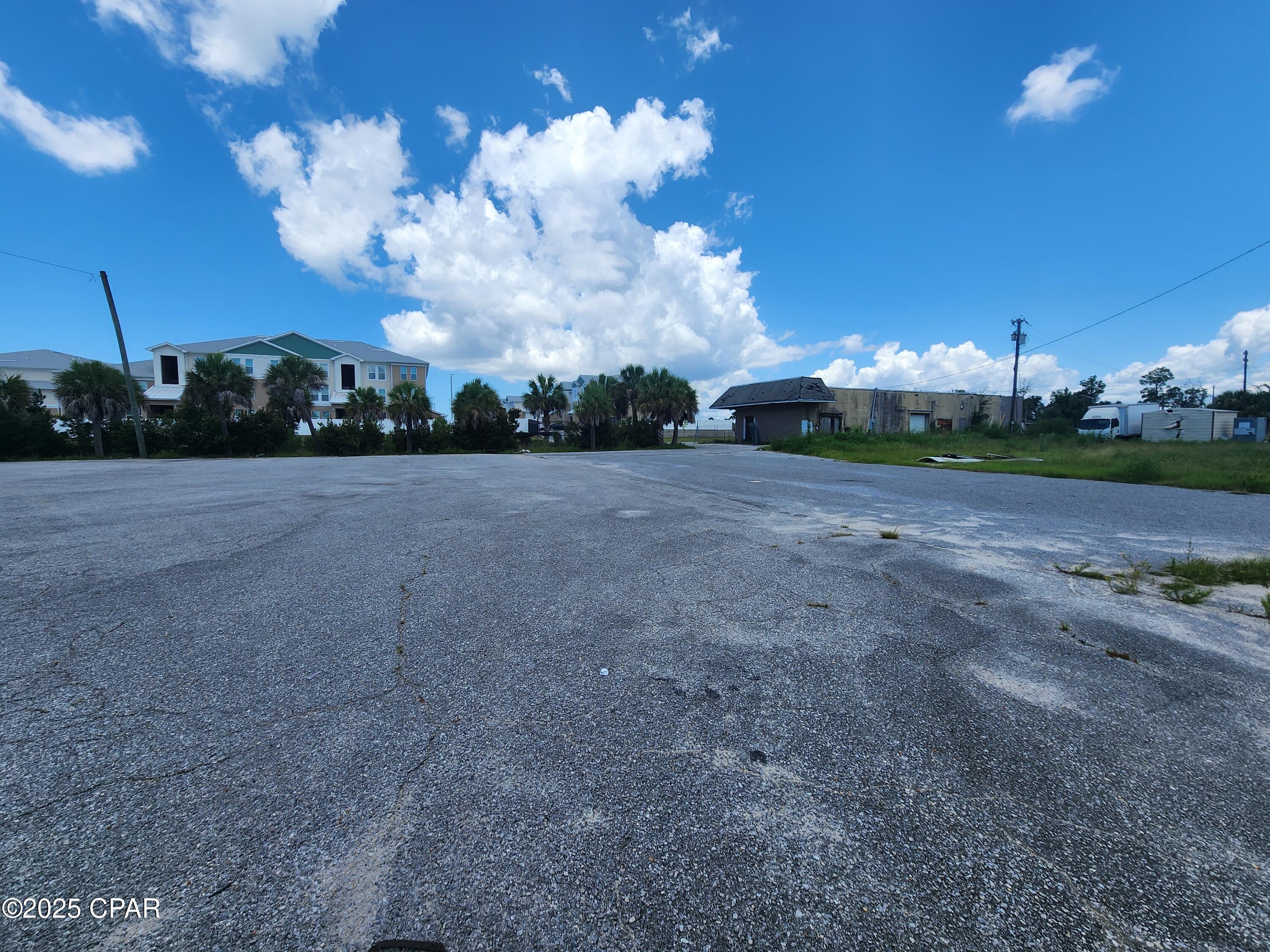 Image 17 For 211 15th Street