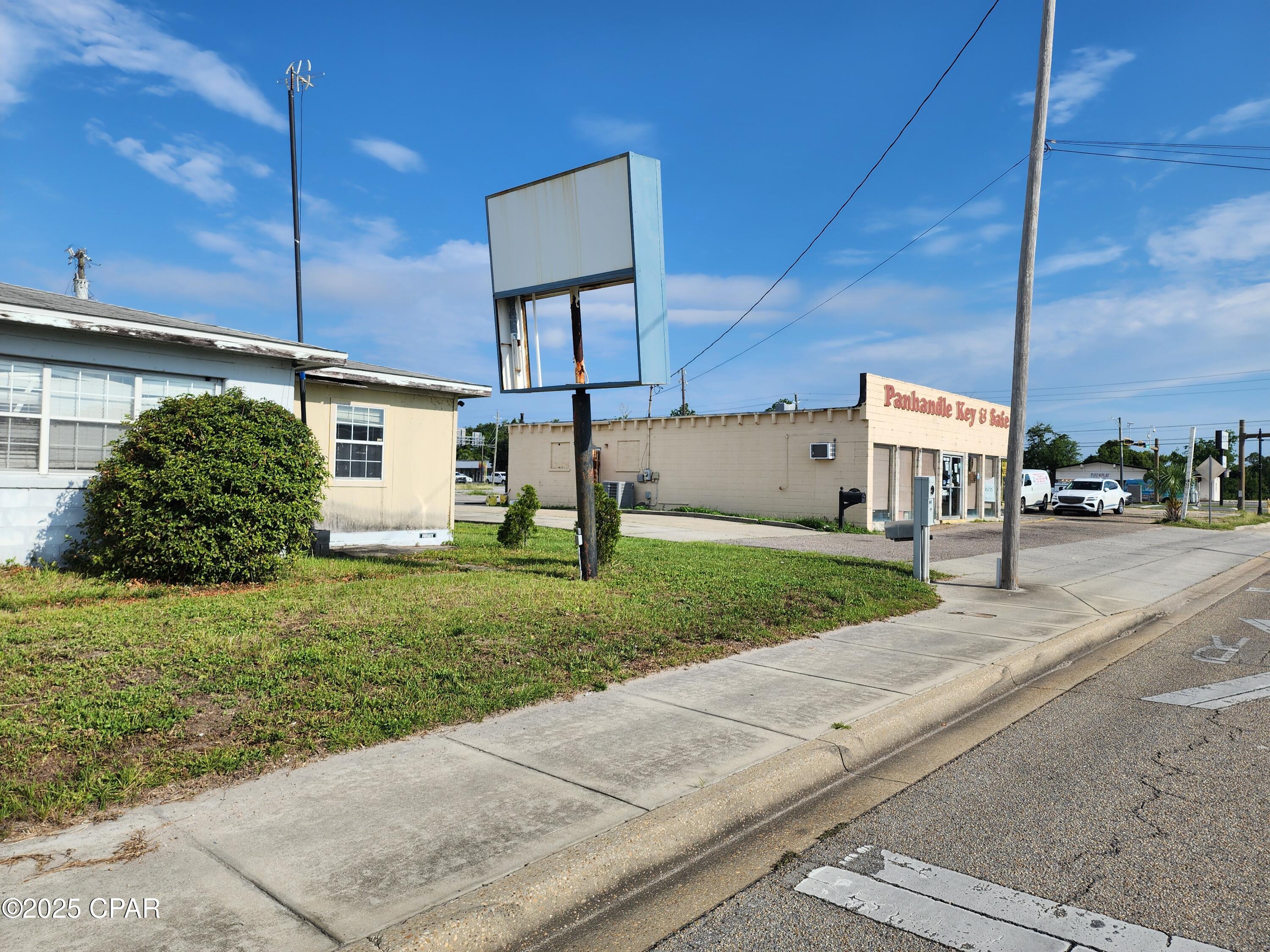 Image 9 For 211 15th Street