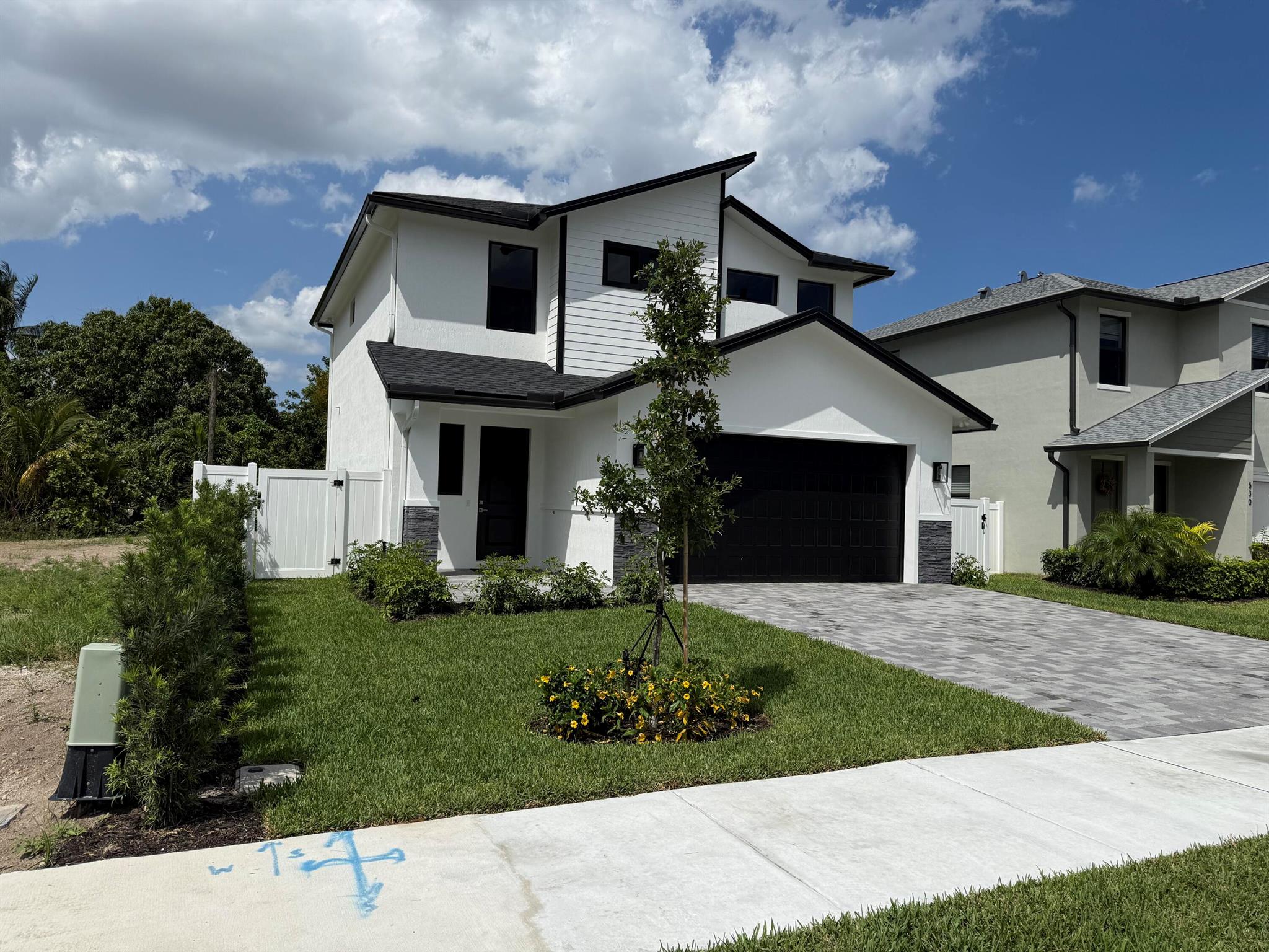 580 Lucky Lane, Delray Beach, Florida 33444