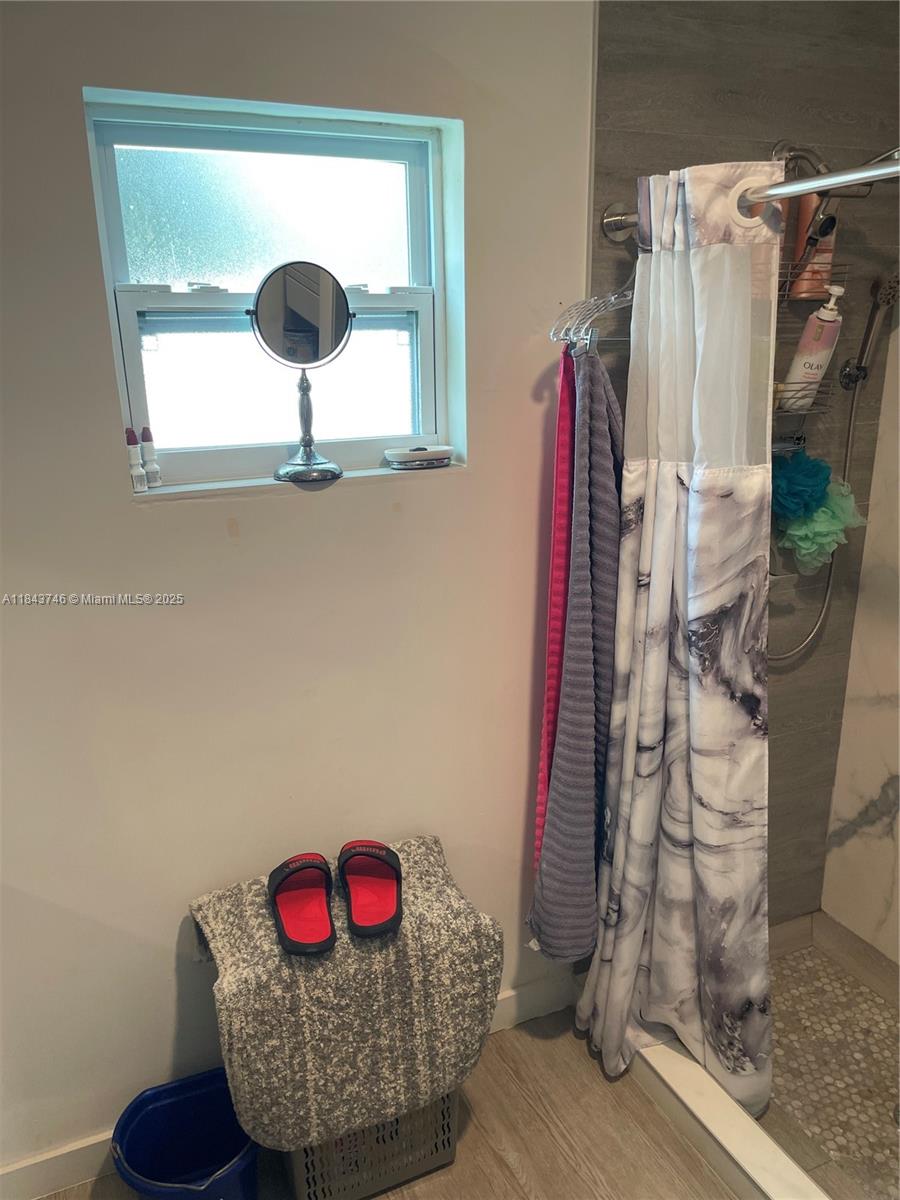 551 Ave Del Sur