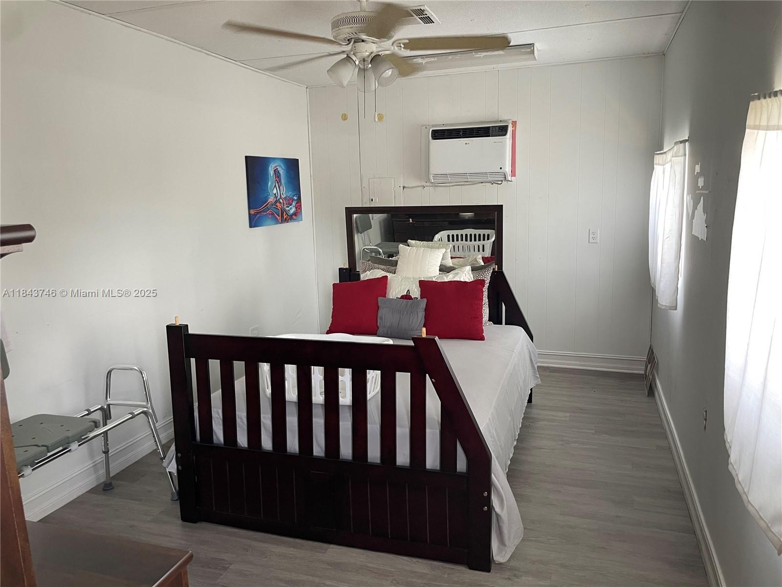 551 Ave Del Sur
