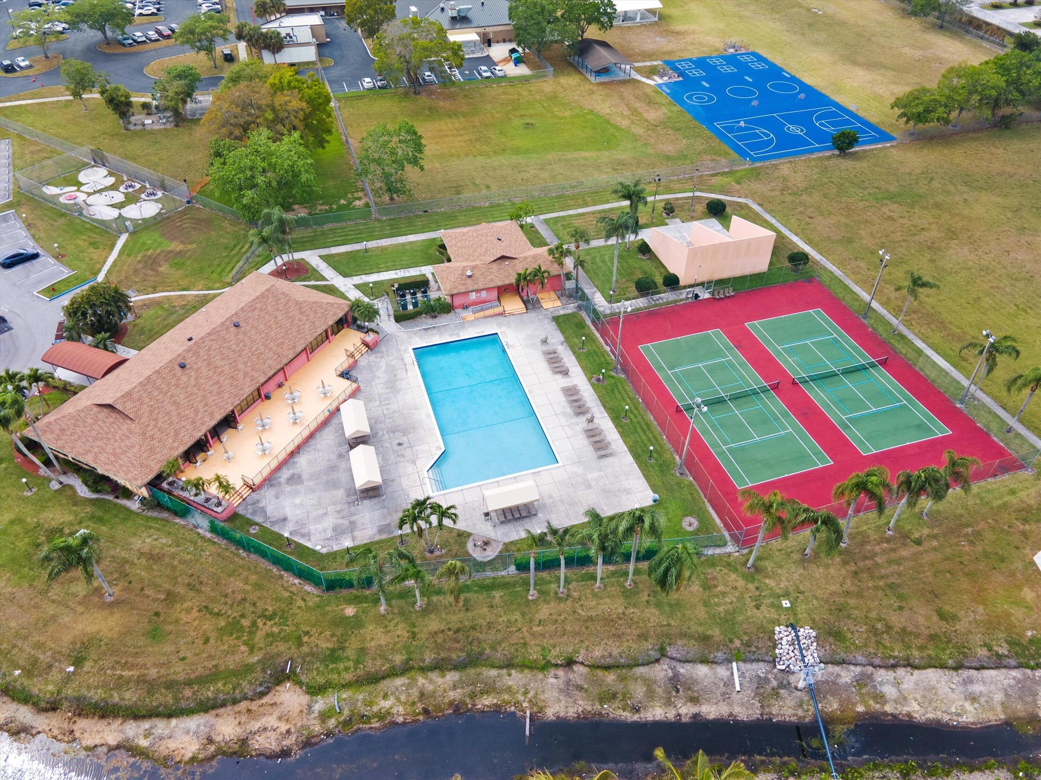 4451 Willow Pond Road B