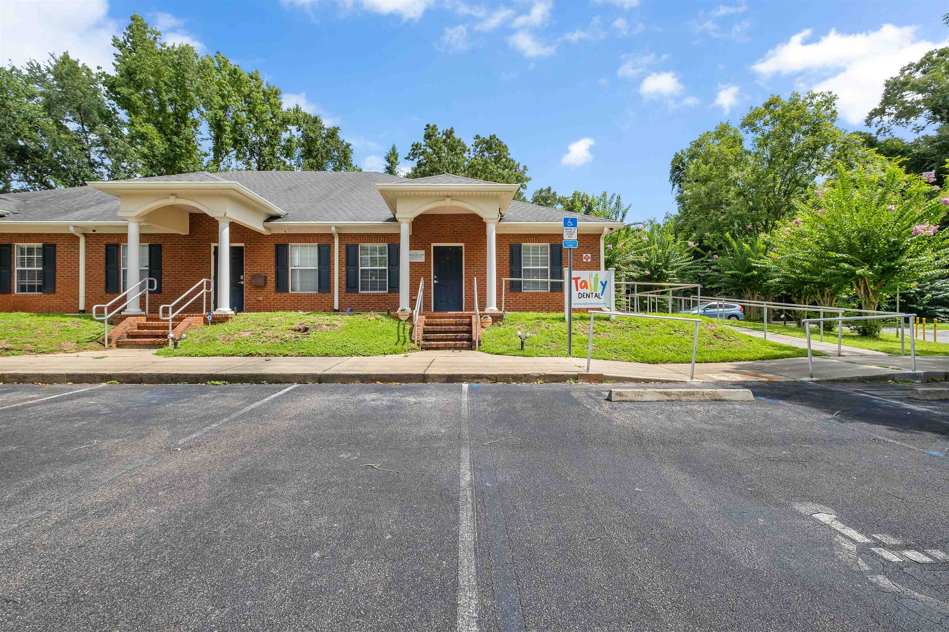 Photo of 2418 Millcreek Lane, Tallahassee, FL 32308