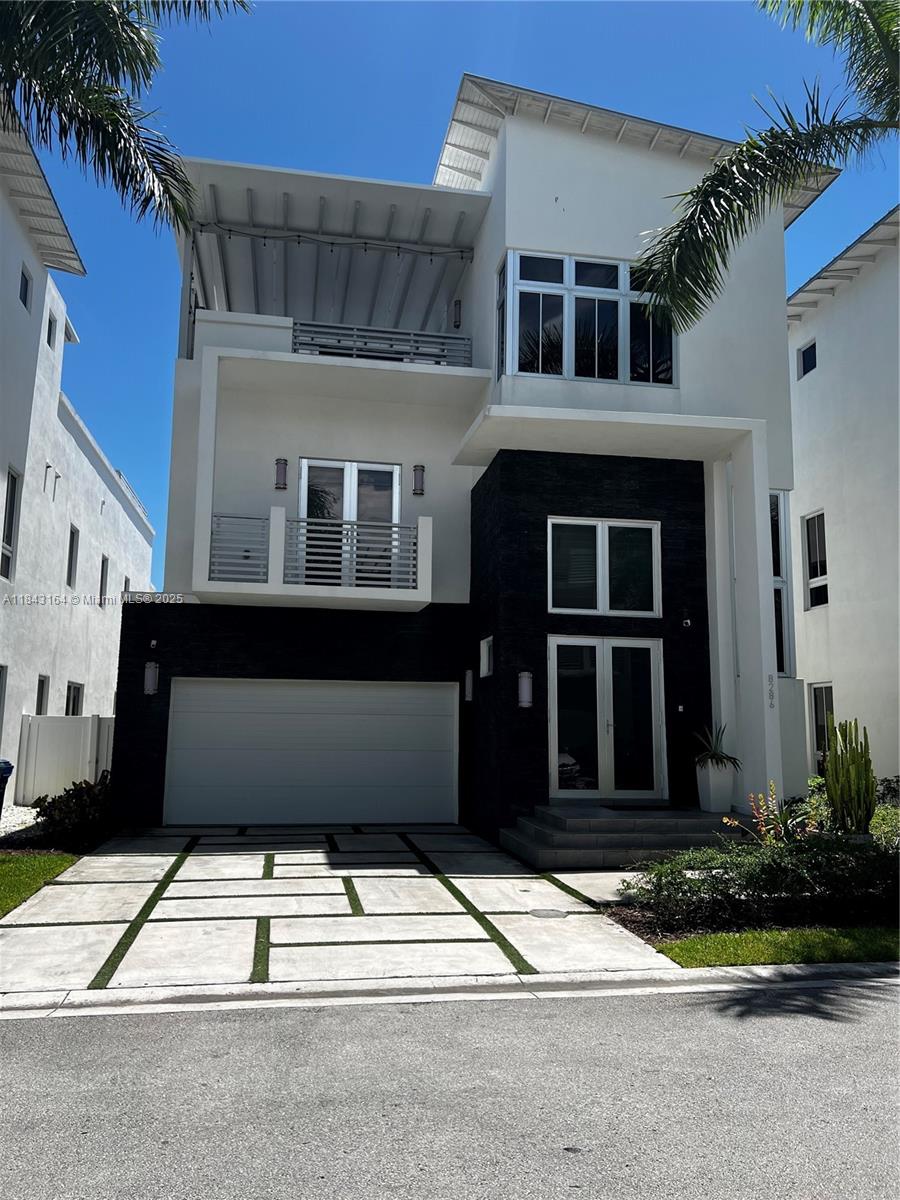8286 33rd Ter, Doral, Florida 33122