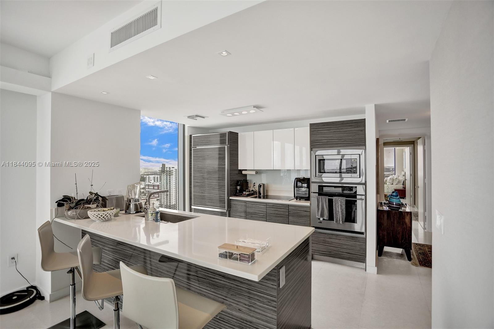 Property photo # 3