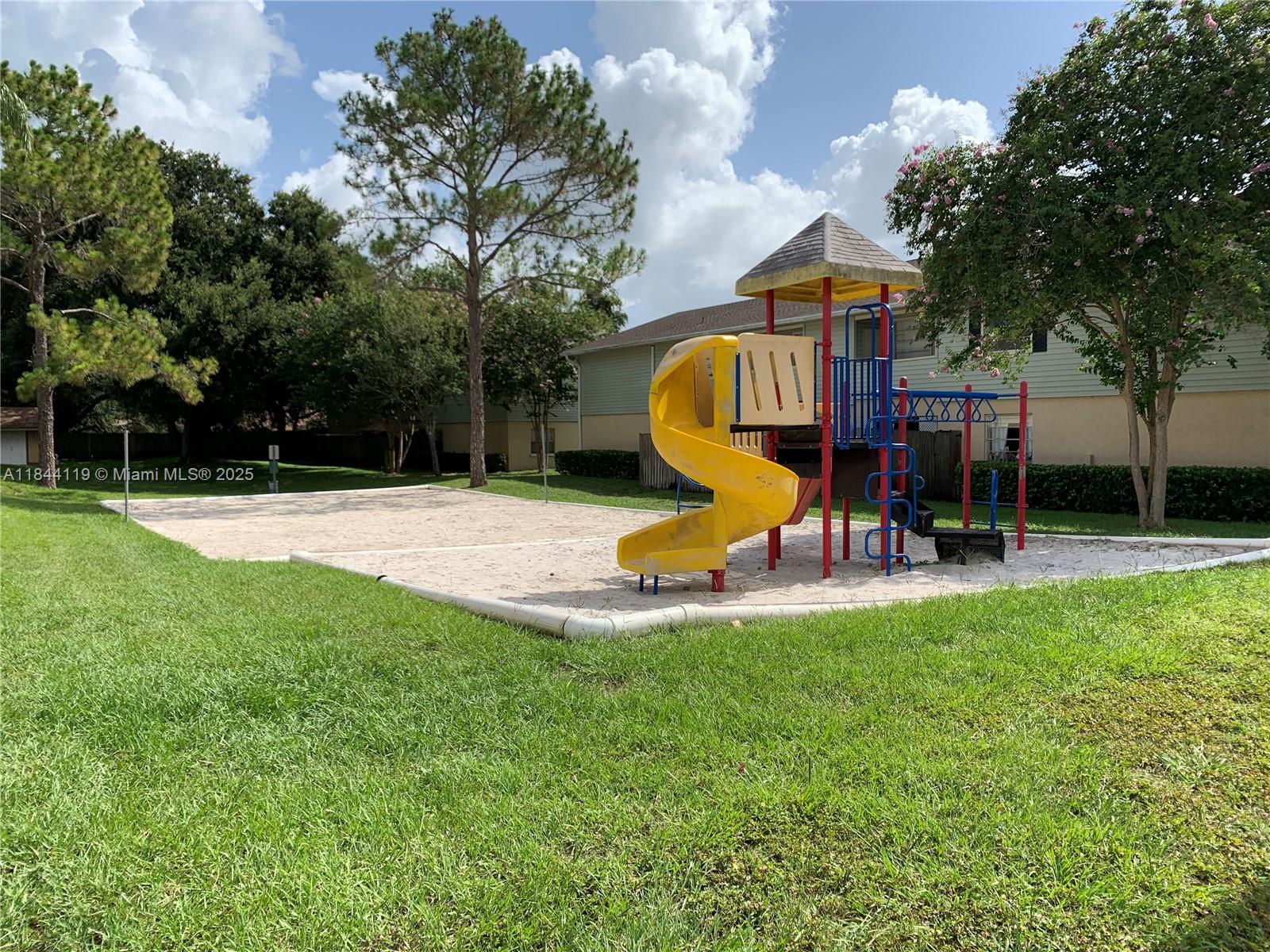 Property photo # 8