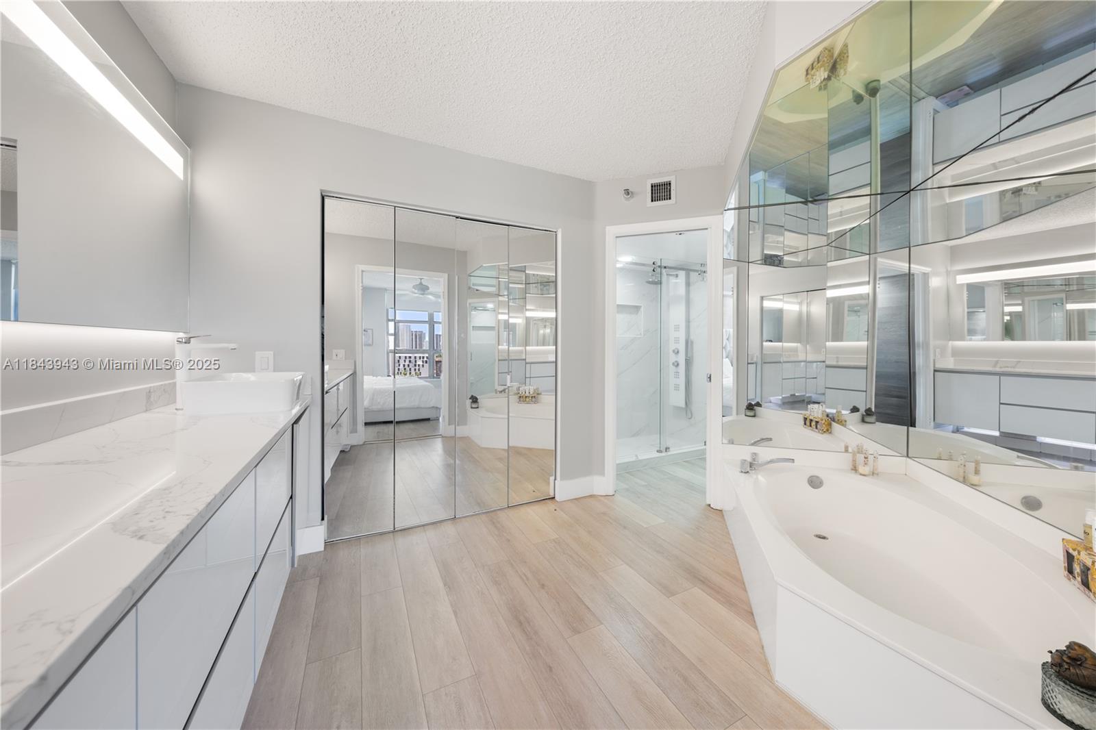 3530 Mystic Pointe Dr #1406, Aventura FL 33180