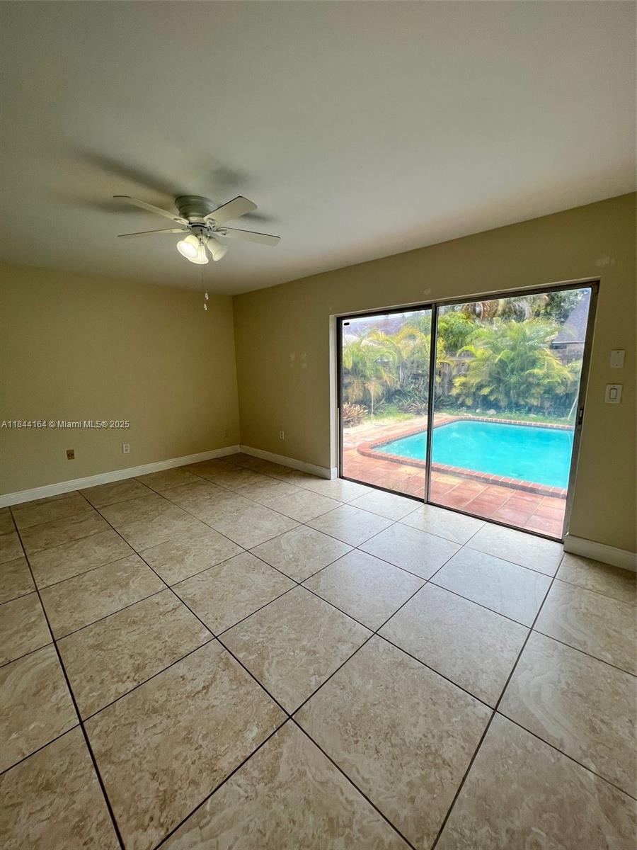 10511 SW 145th Ct