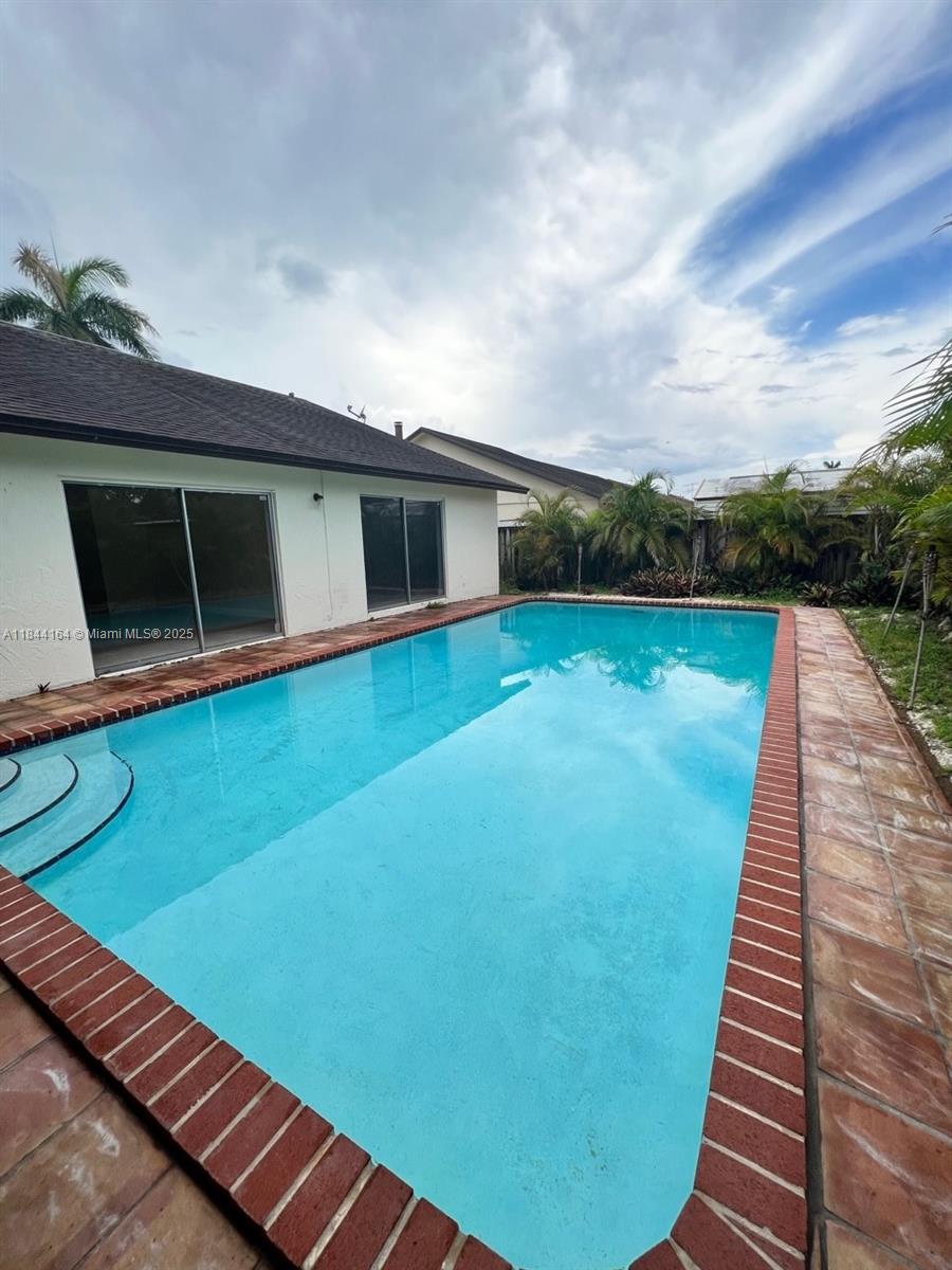 10511 SW 145th Ct