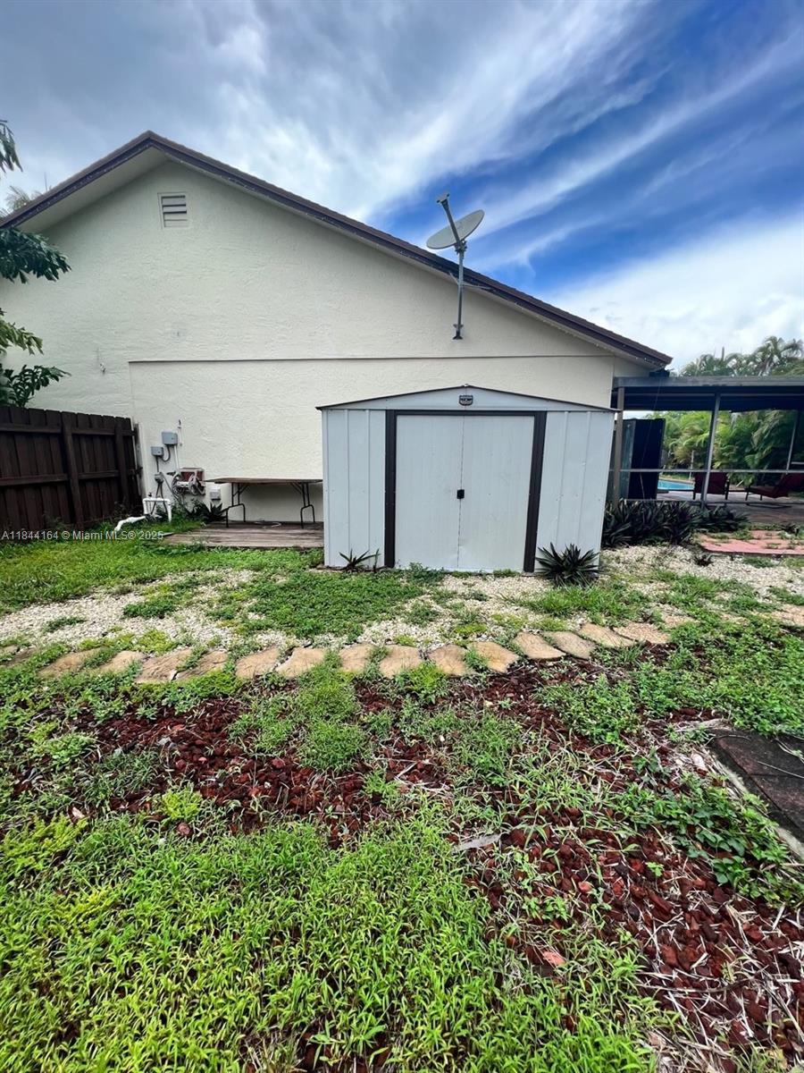 10511 SW 145th Ct