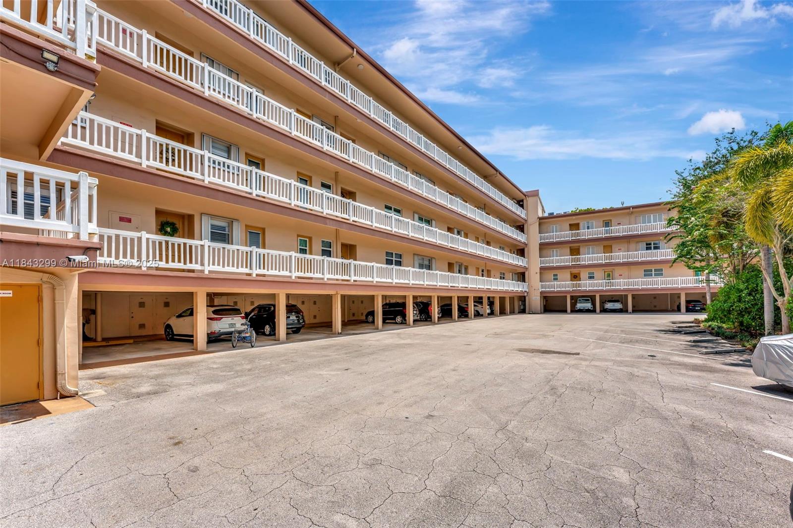 Plantation Terrace Condo