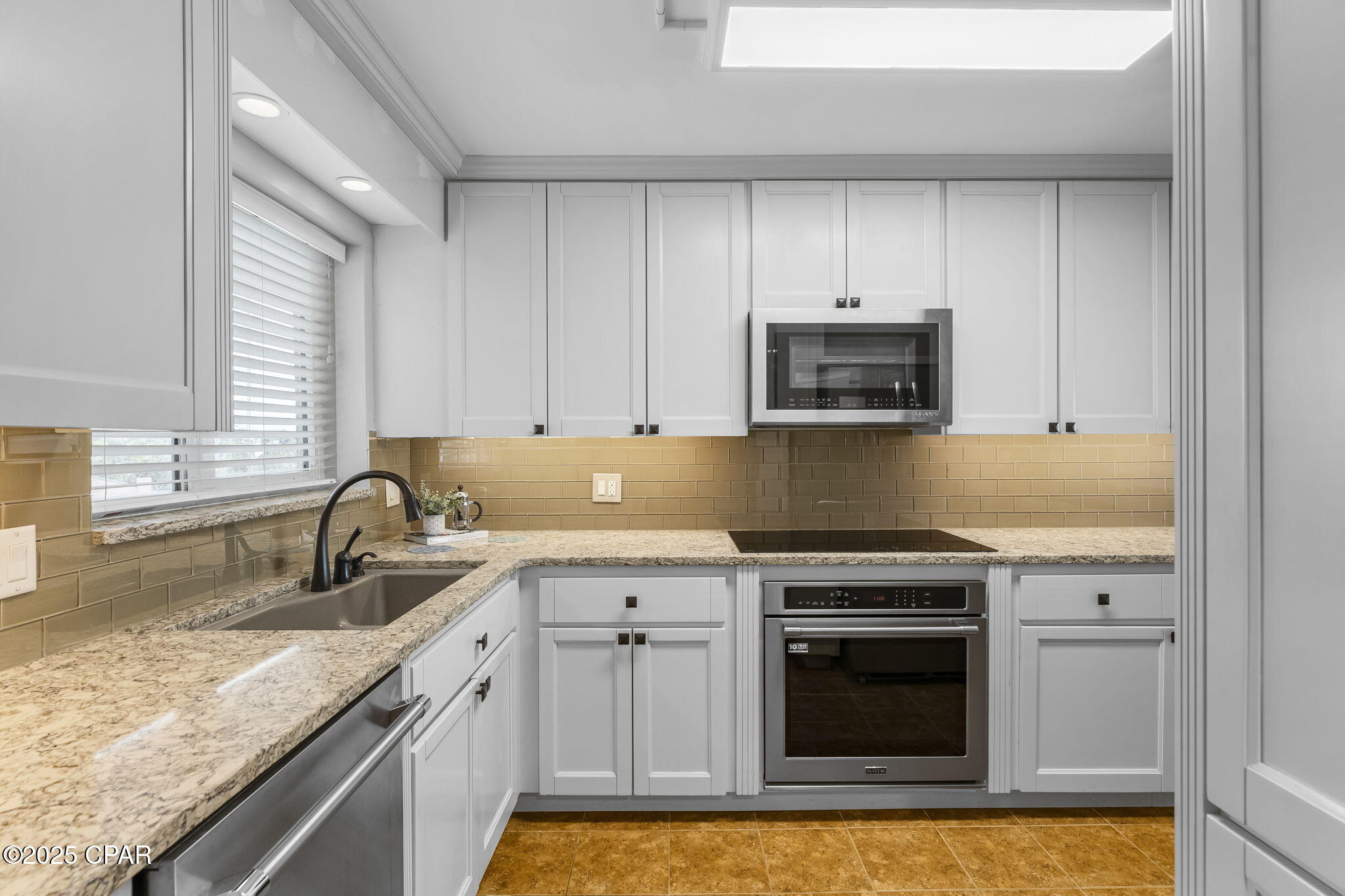 Image 12 For 100 Cherry Street 604