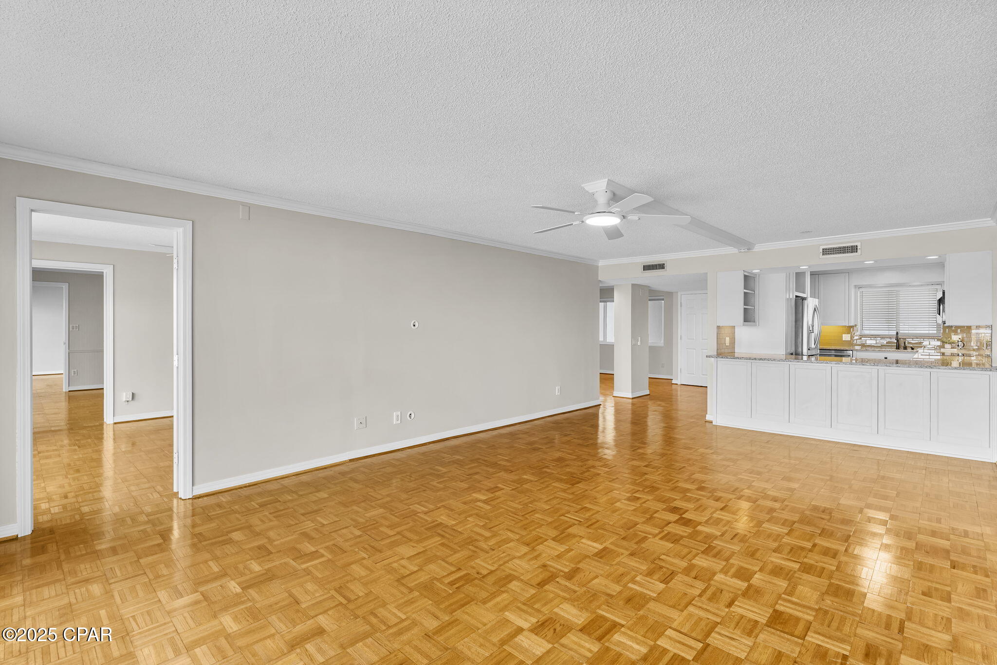 Image 18 For 100 Cherry Street 604