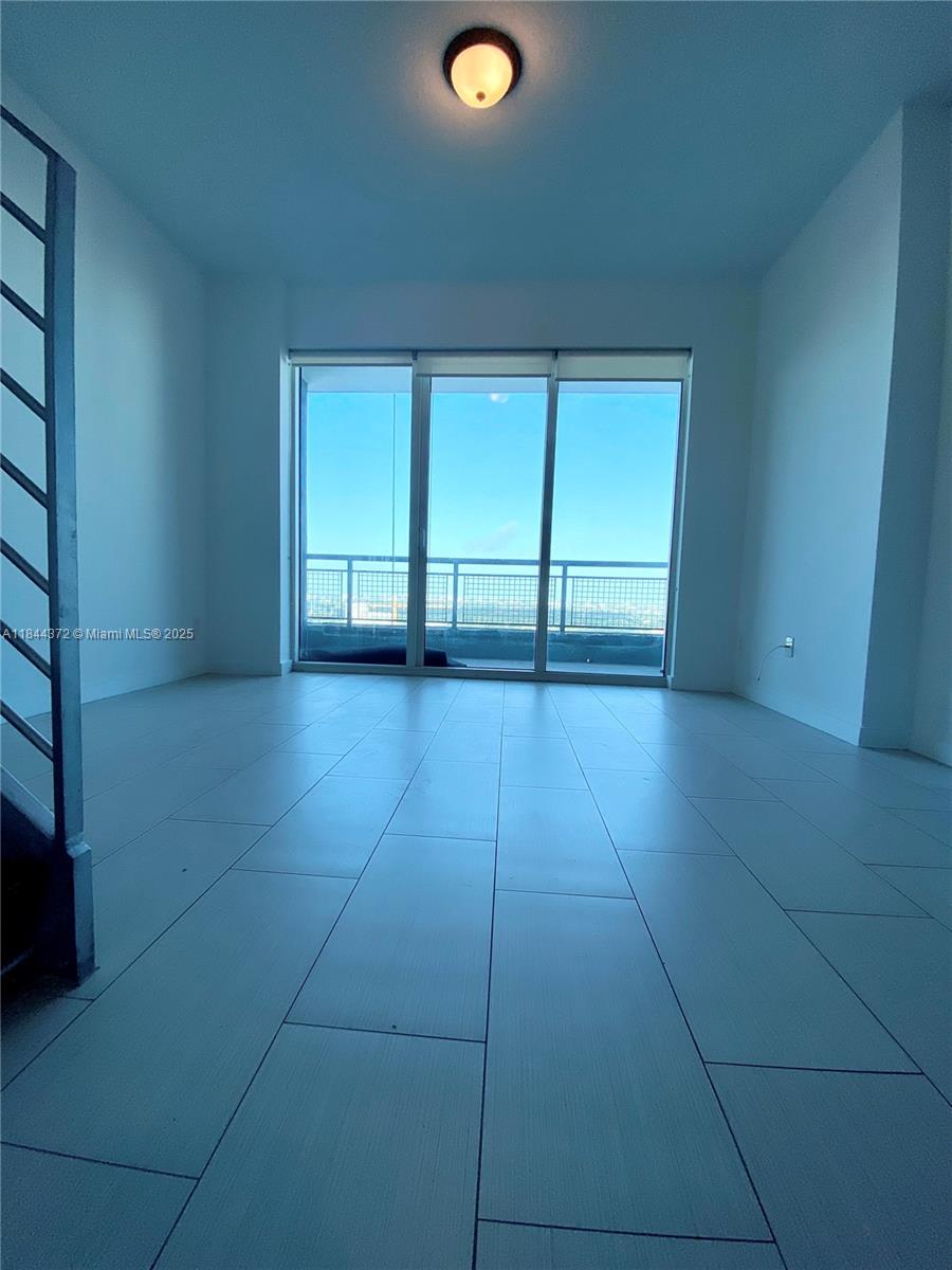 60 SW 13th St #1809, Miami FL 33130