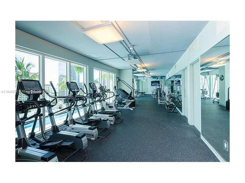 60 SW 13th St #1809, Miami FL 33130