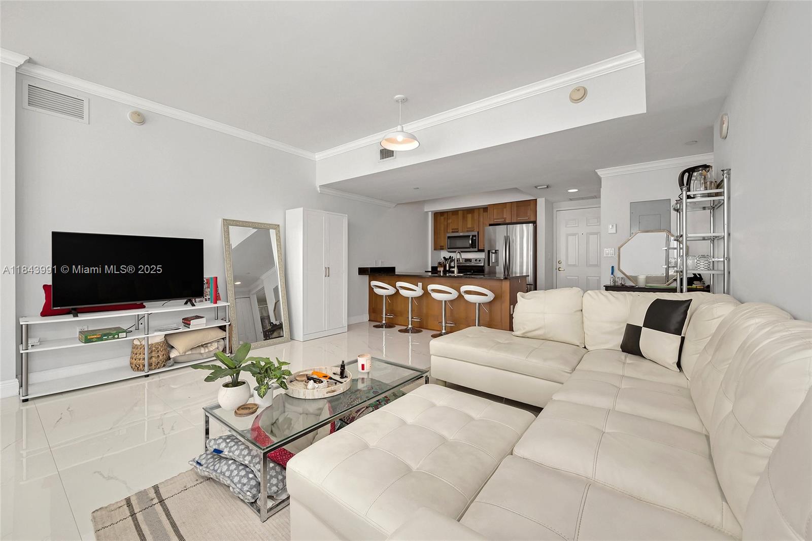 Property photo # 6