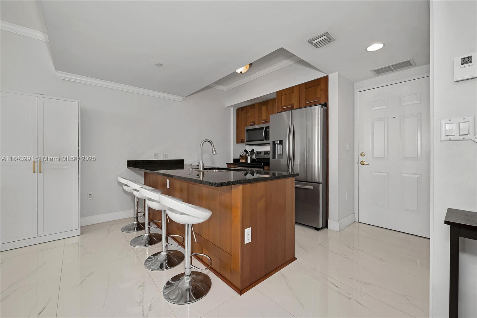 Property photo # 9