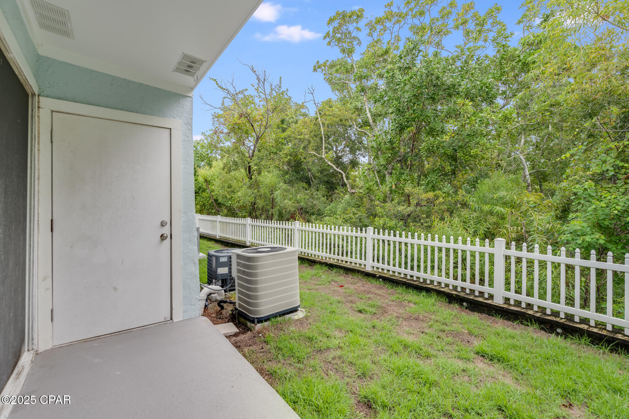 Image 24 For 17642 Front Beach Road G-2