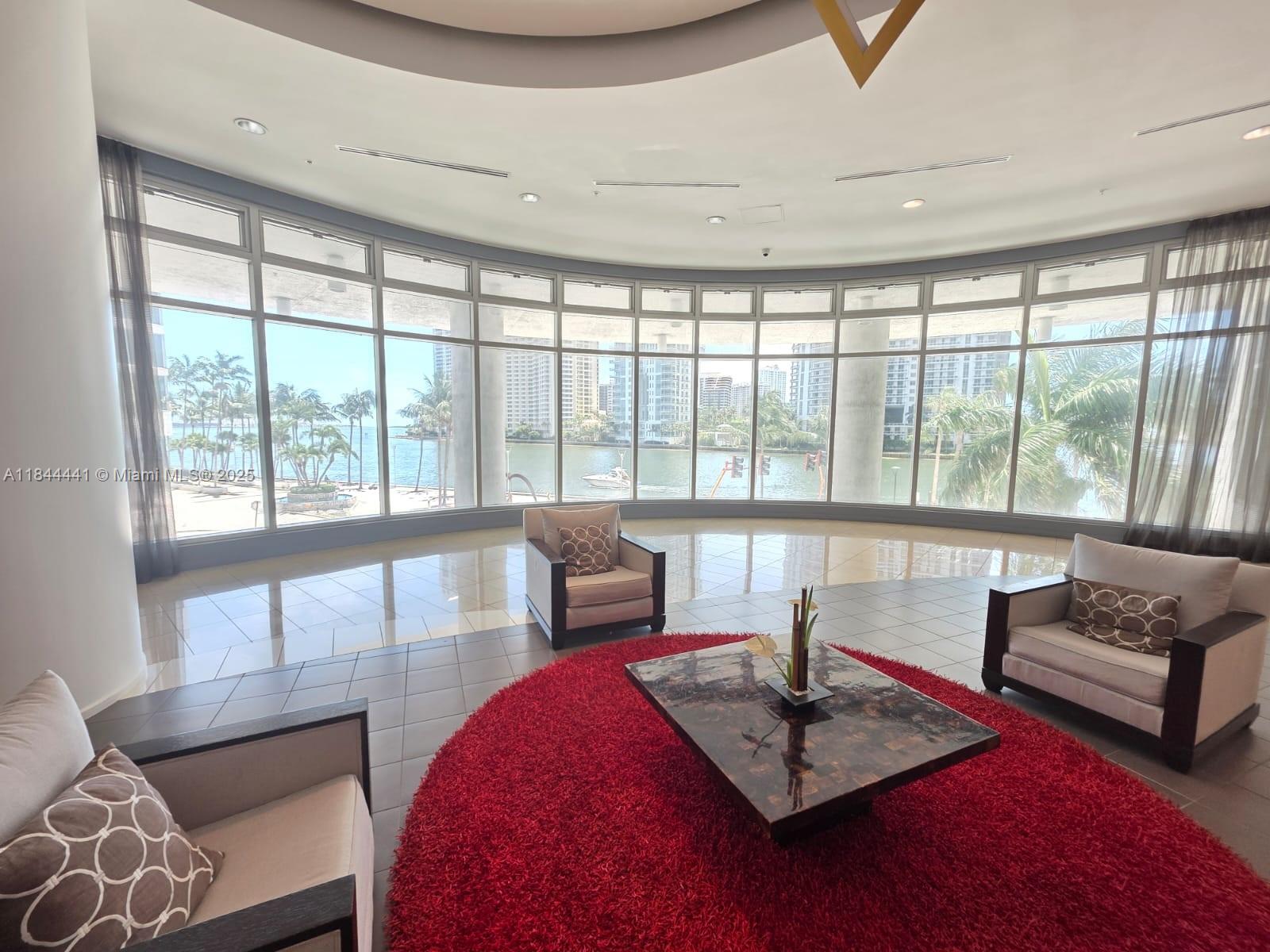 300 S Biscayne Blvd #T-2311, Miami FL 33131