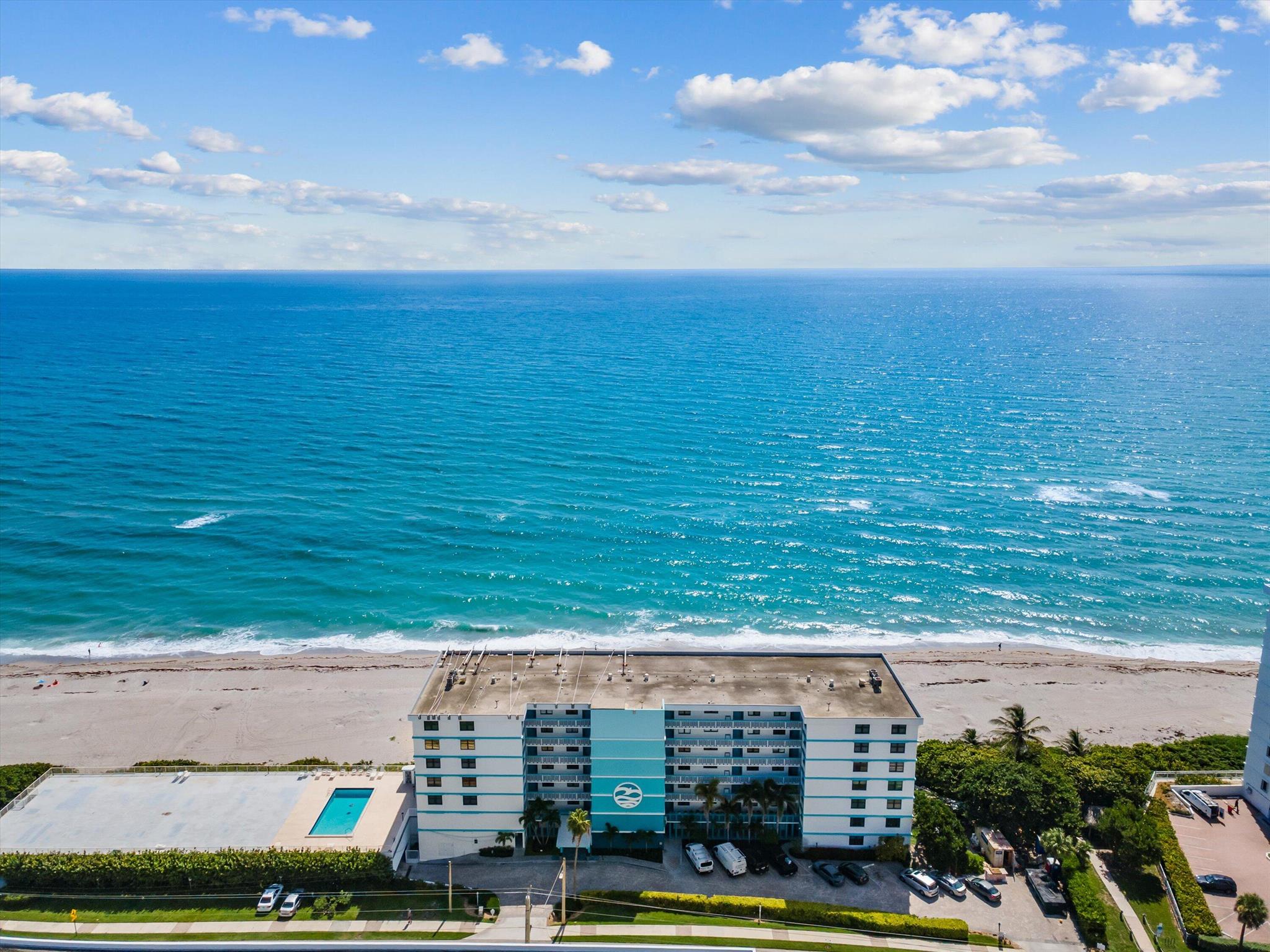 Image to showcase the property located at 900 Ocean Drive 504