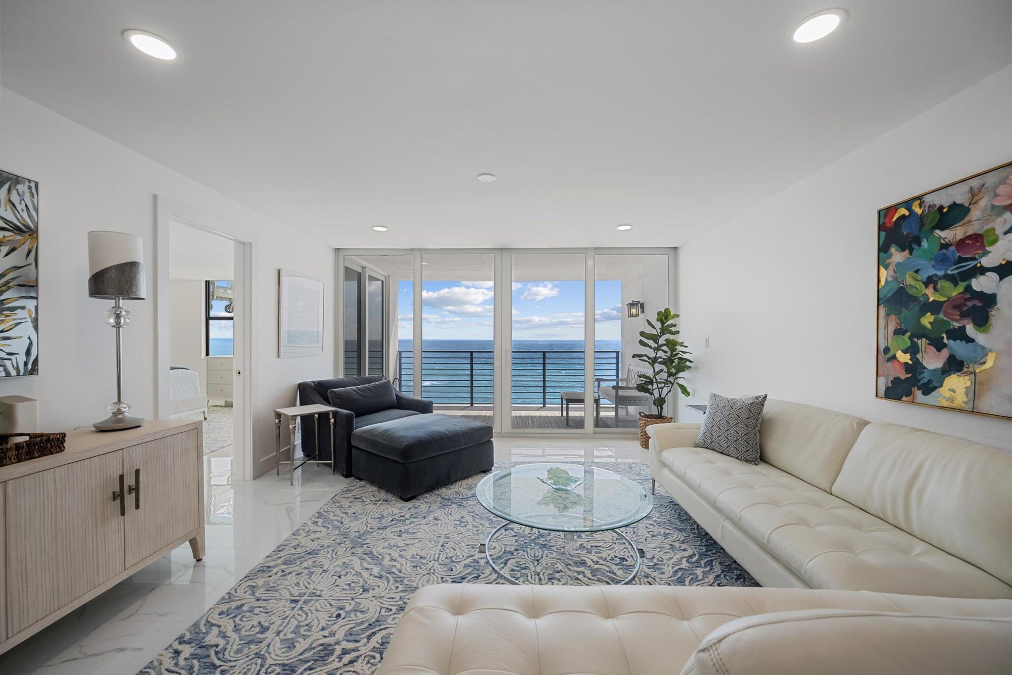 Image to showcase the property located at 900 Ocean Drive 504