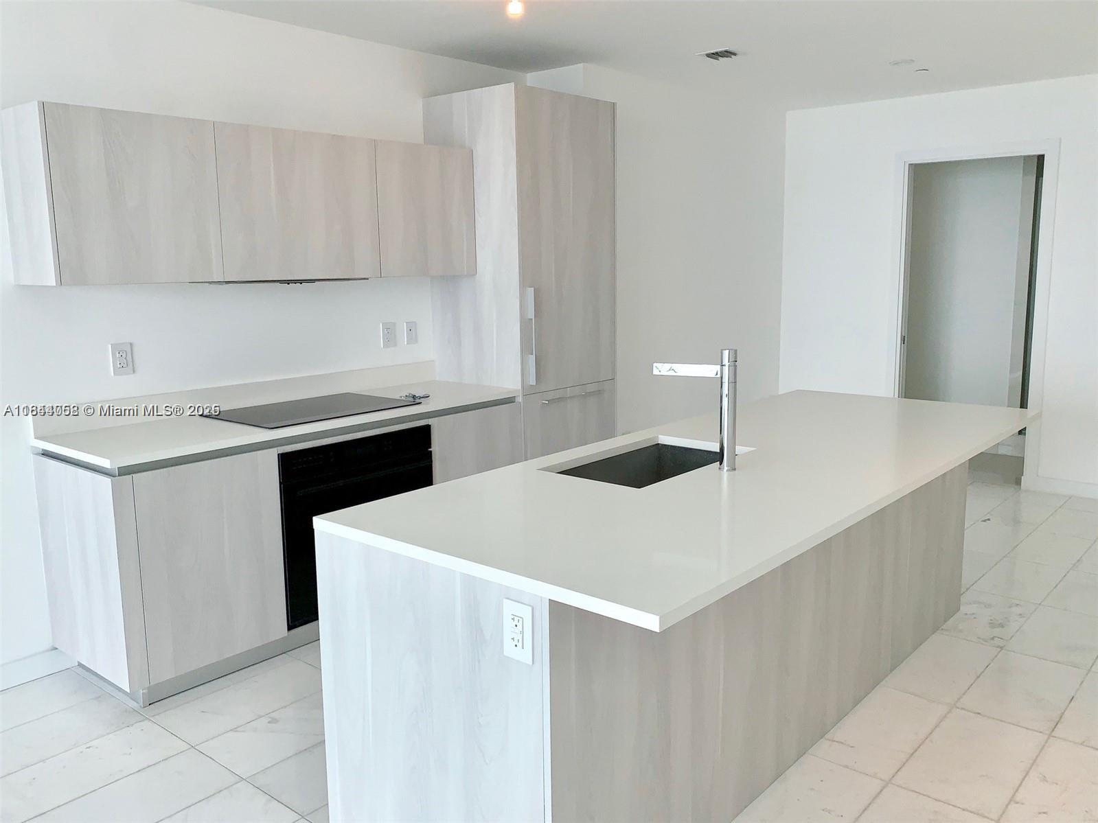 480 NE 31st St #903, Miami FL 33137