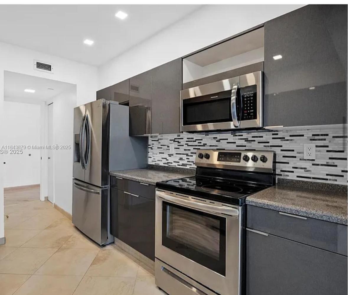 Property photo # 3