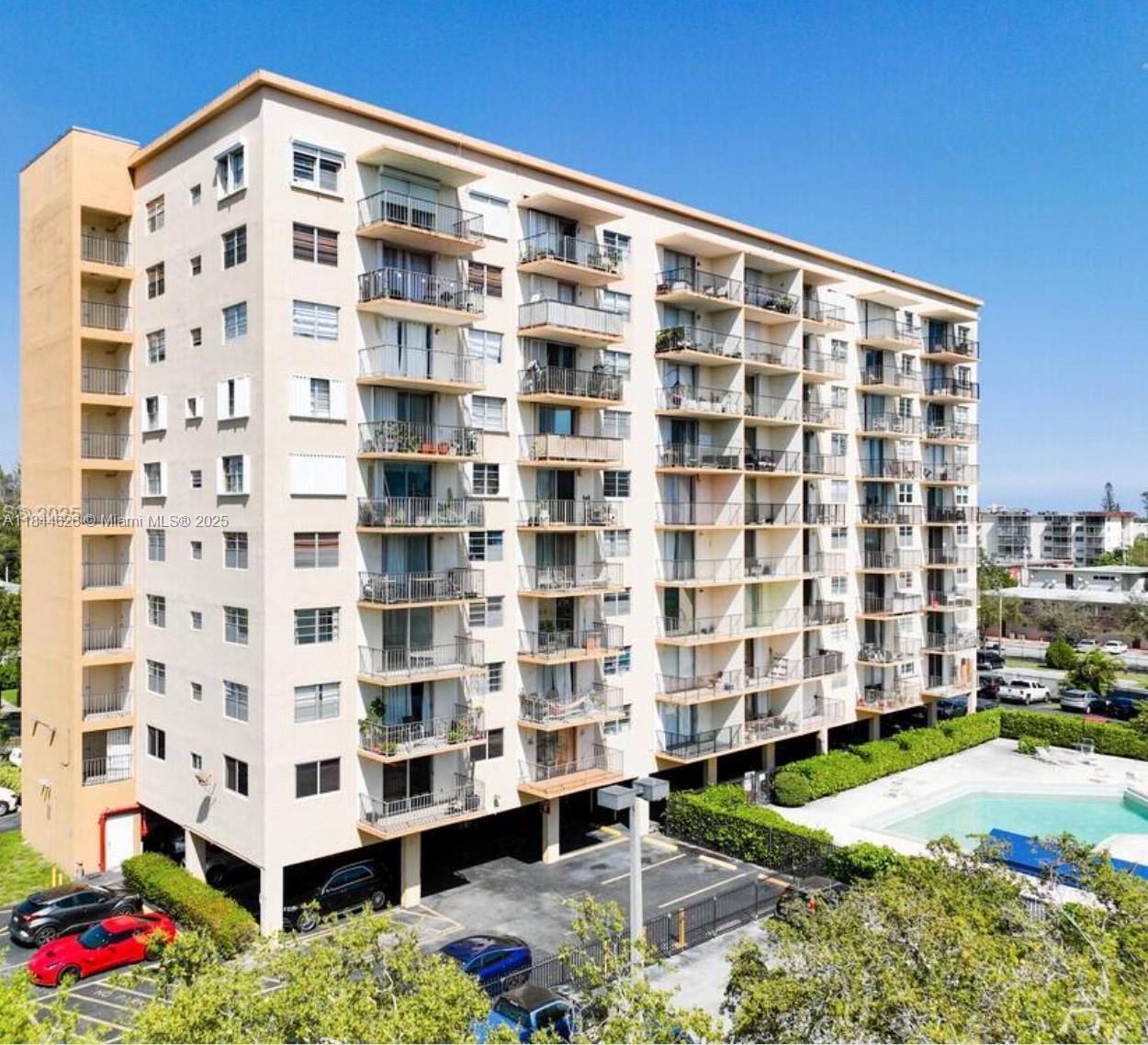 1470 NE 125th Ter 605 FL