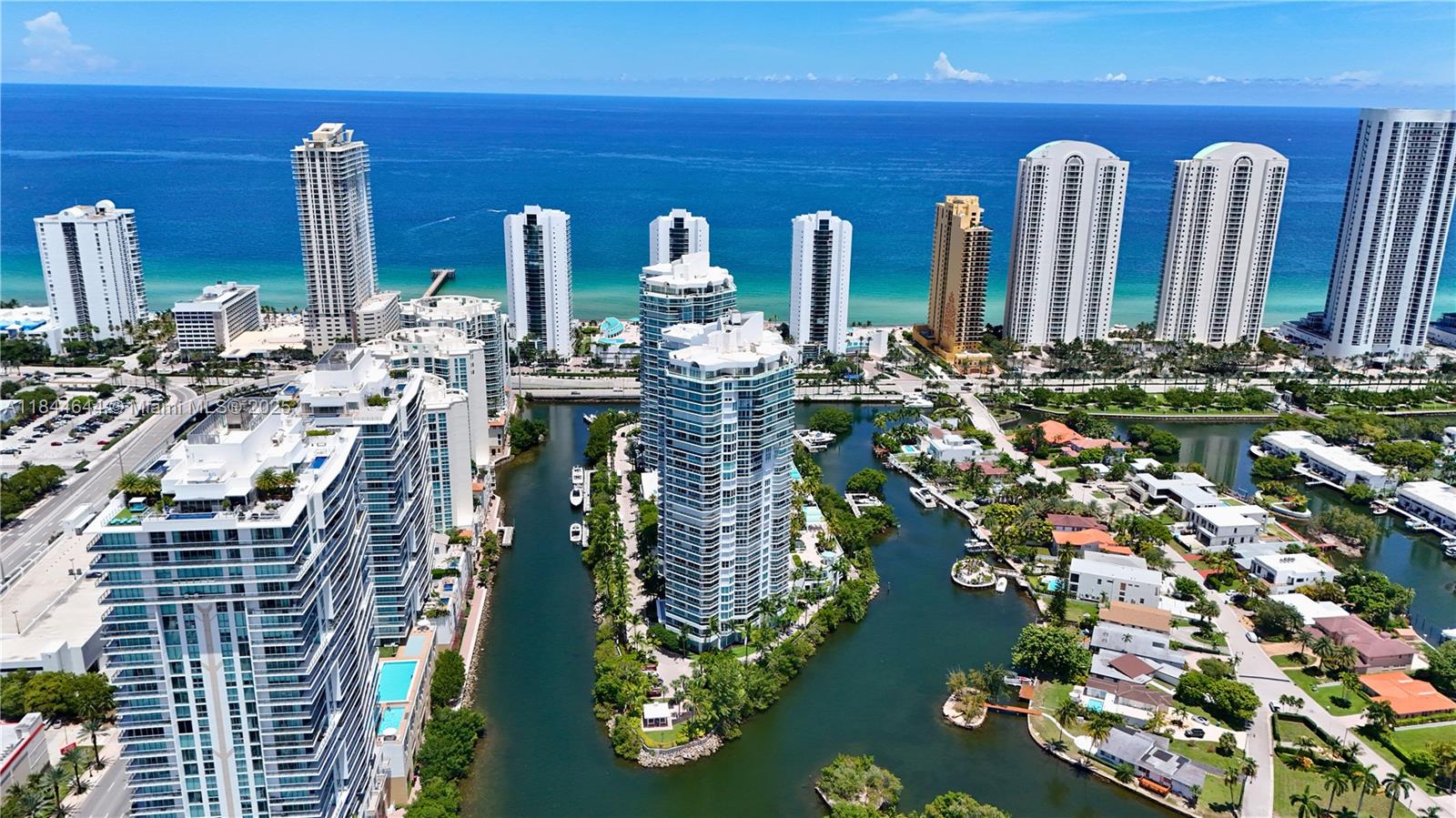 Apartamento para Alugar em Sunny Isles Beach, FL