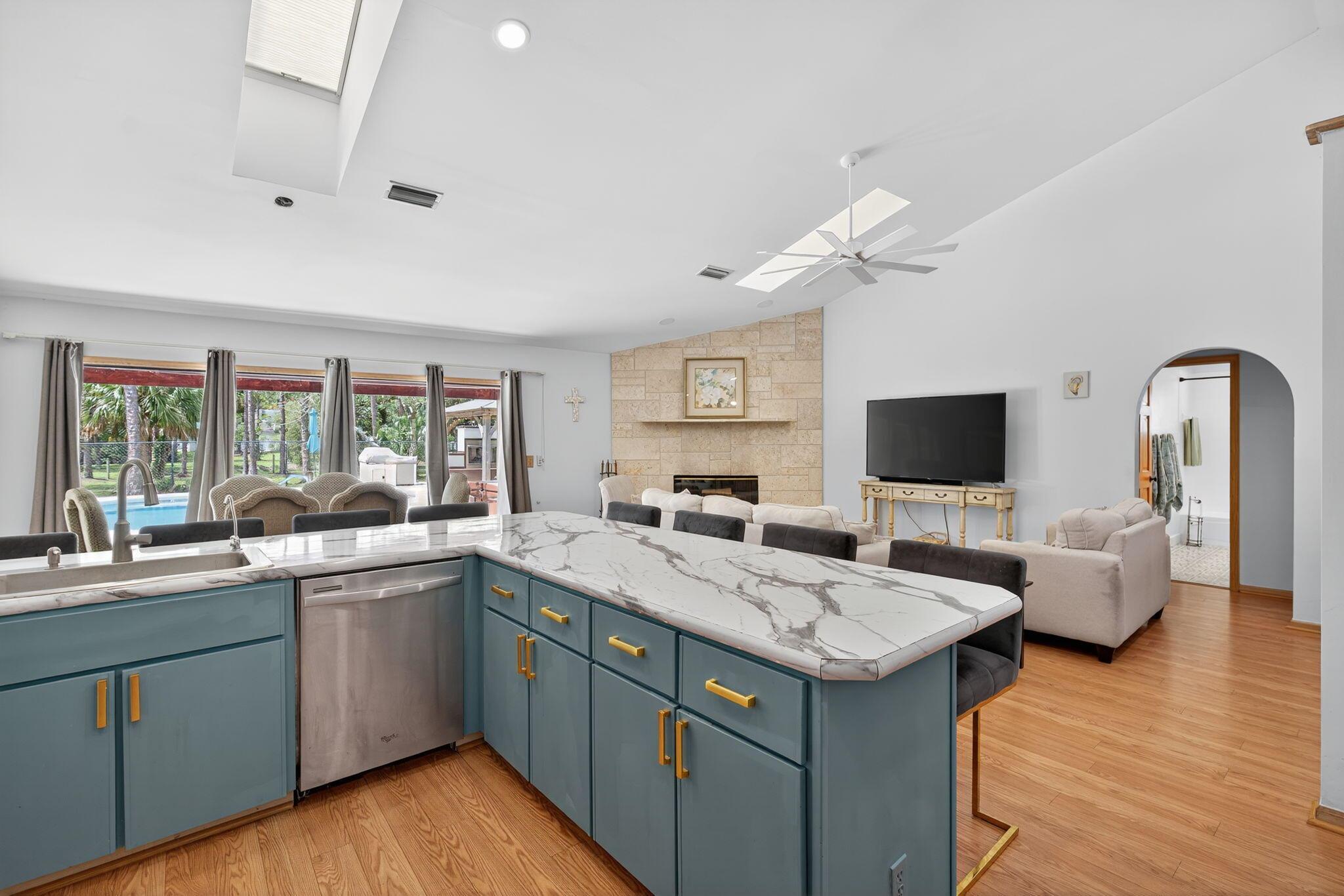 Image to showcase the property located at 10330 157th Street N