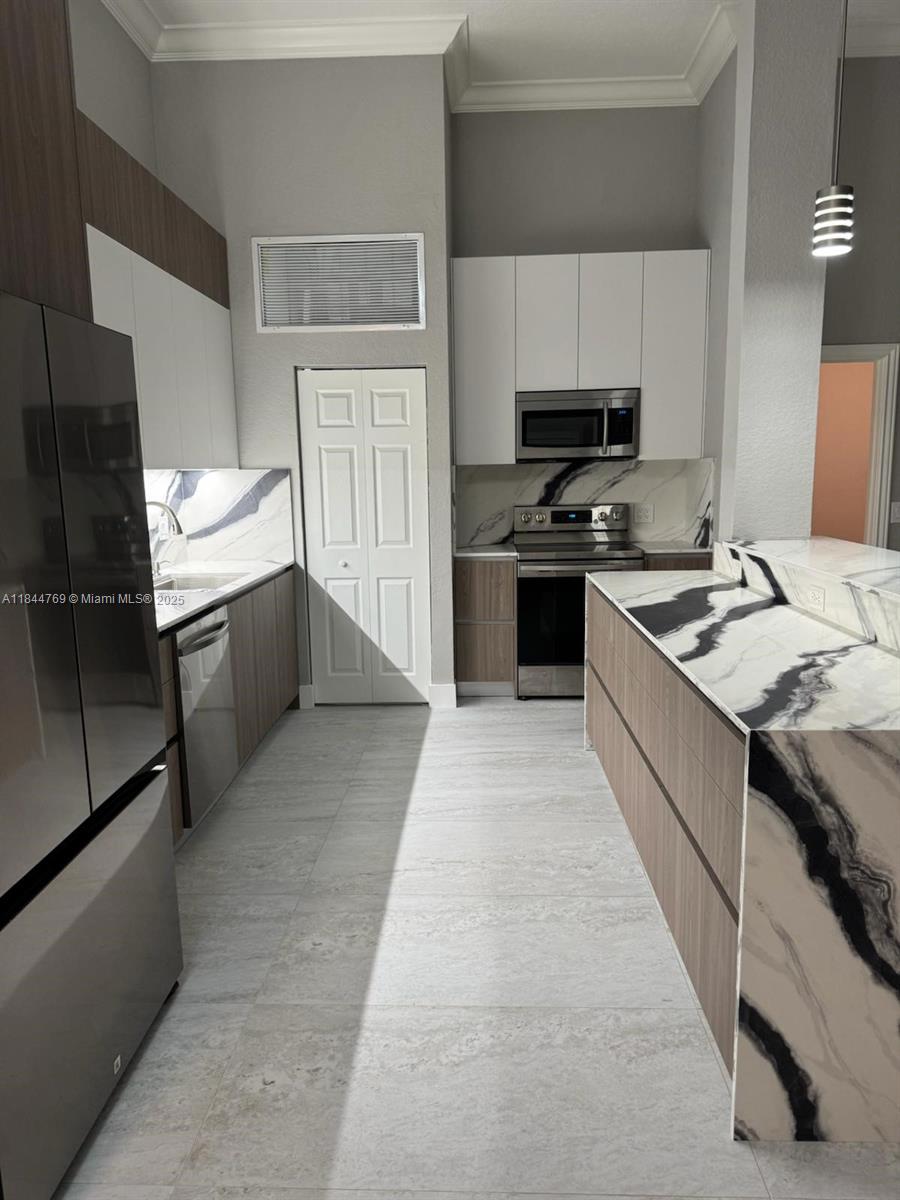 Property photo # 3