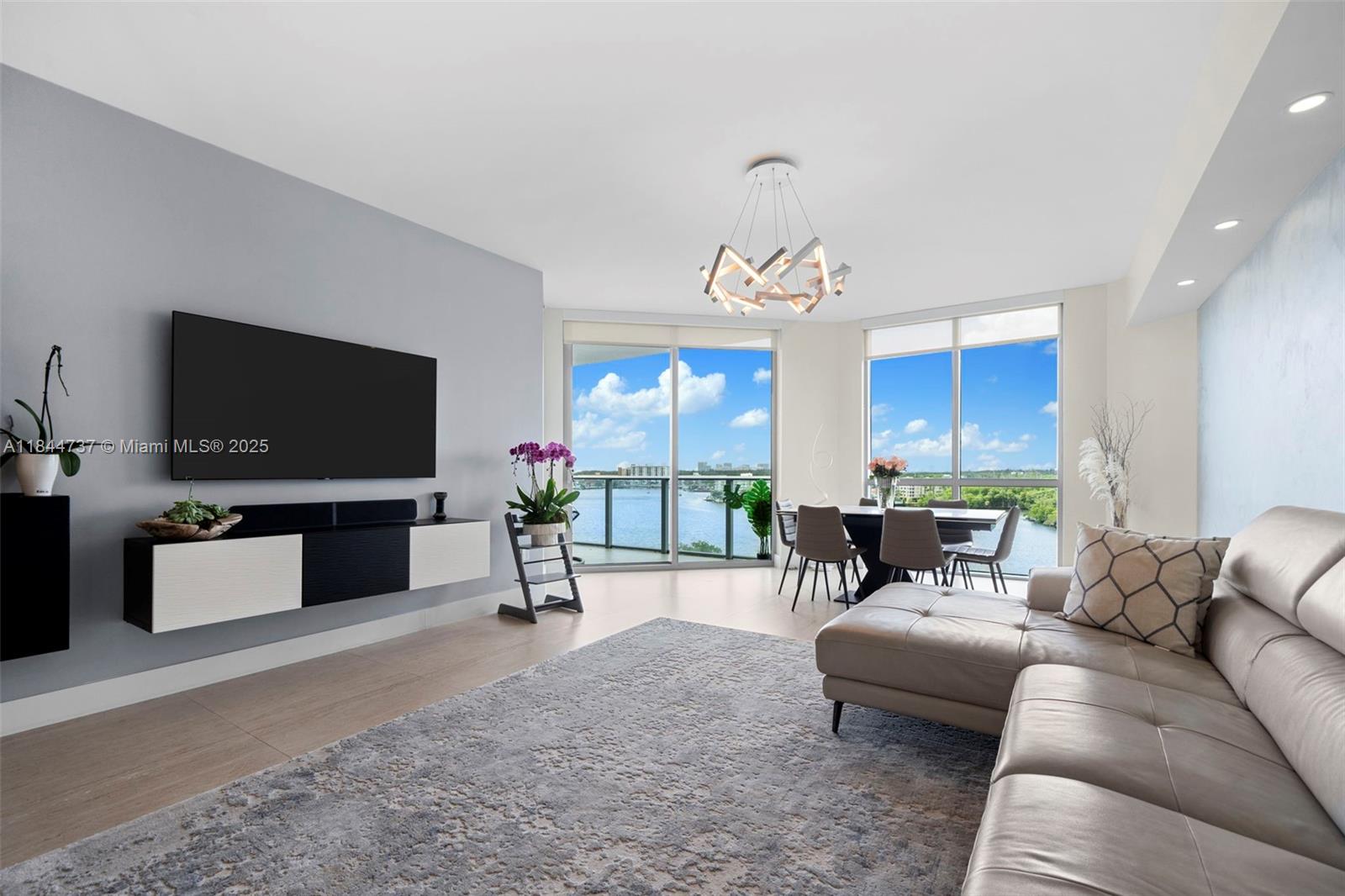 Property photo # 8