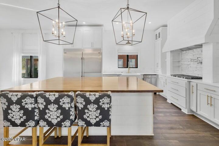 Image 11 For 2205 Harbour Drive