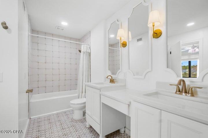 Image 15 For 2205 Harbour Drive