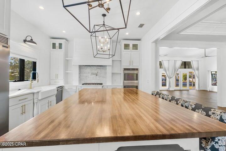 Image 9 For 2205 Harbour Drive