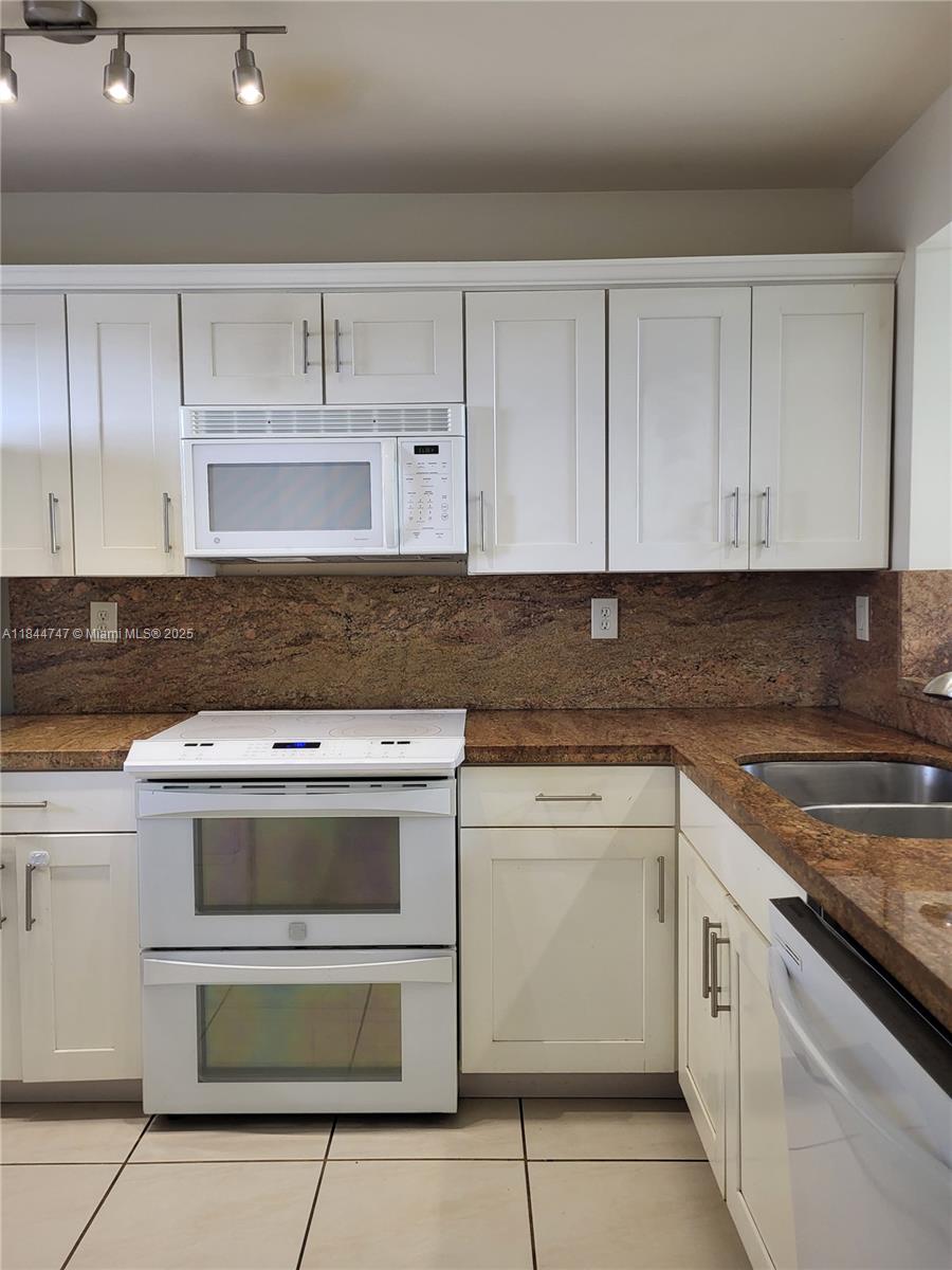 Property photo # 4