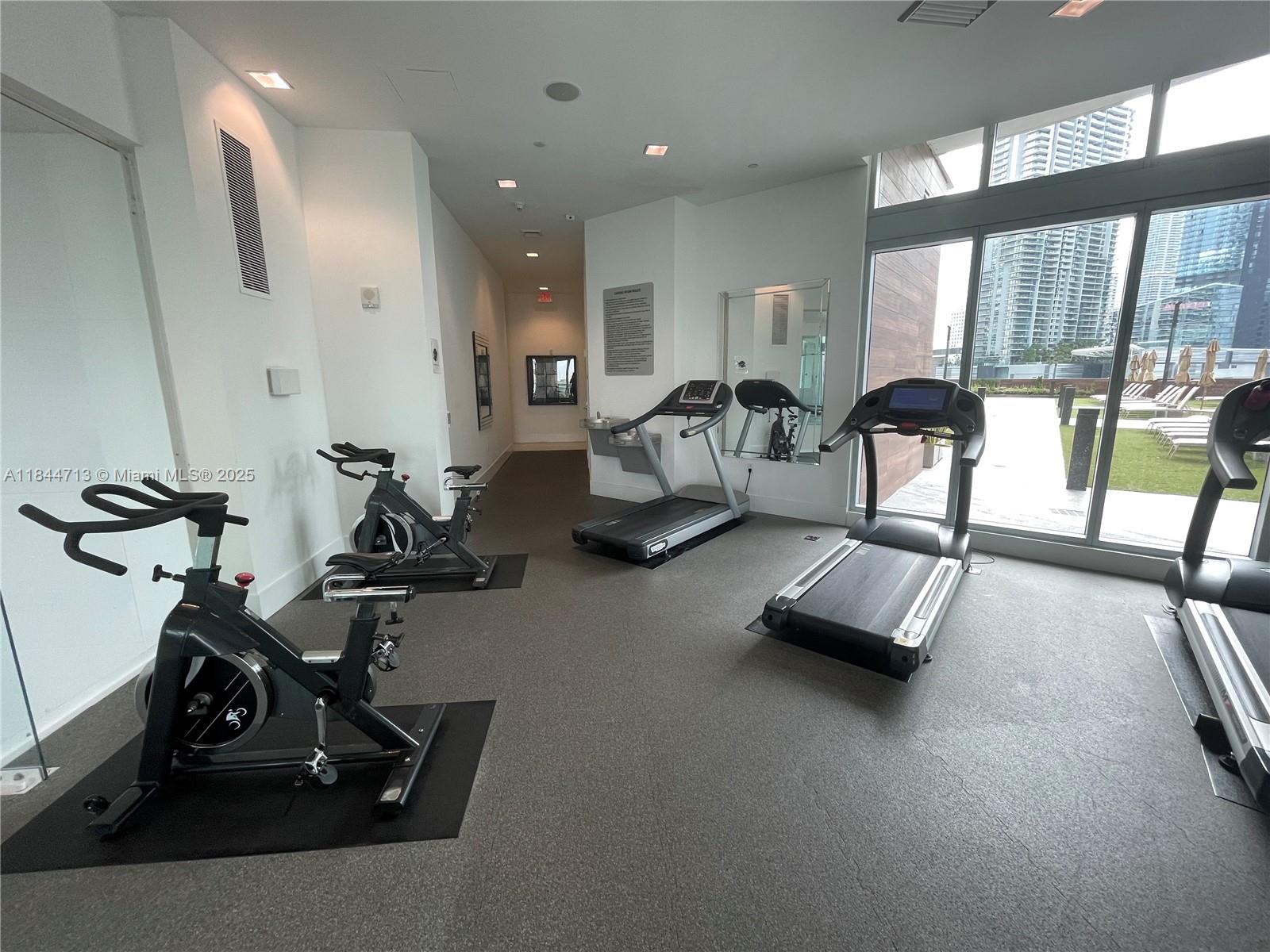 350 S Miami Ave #3709, Miami FL 33130